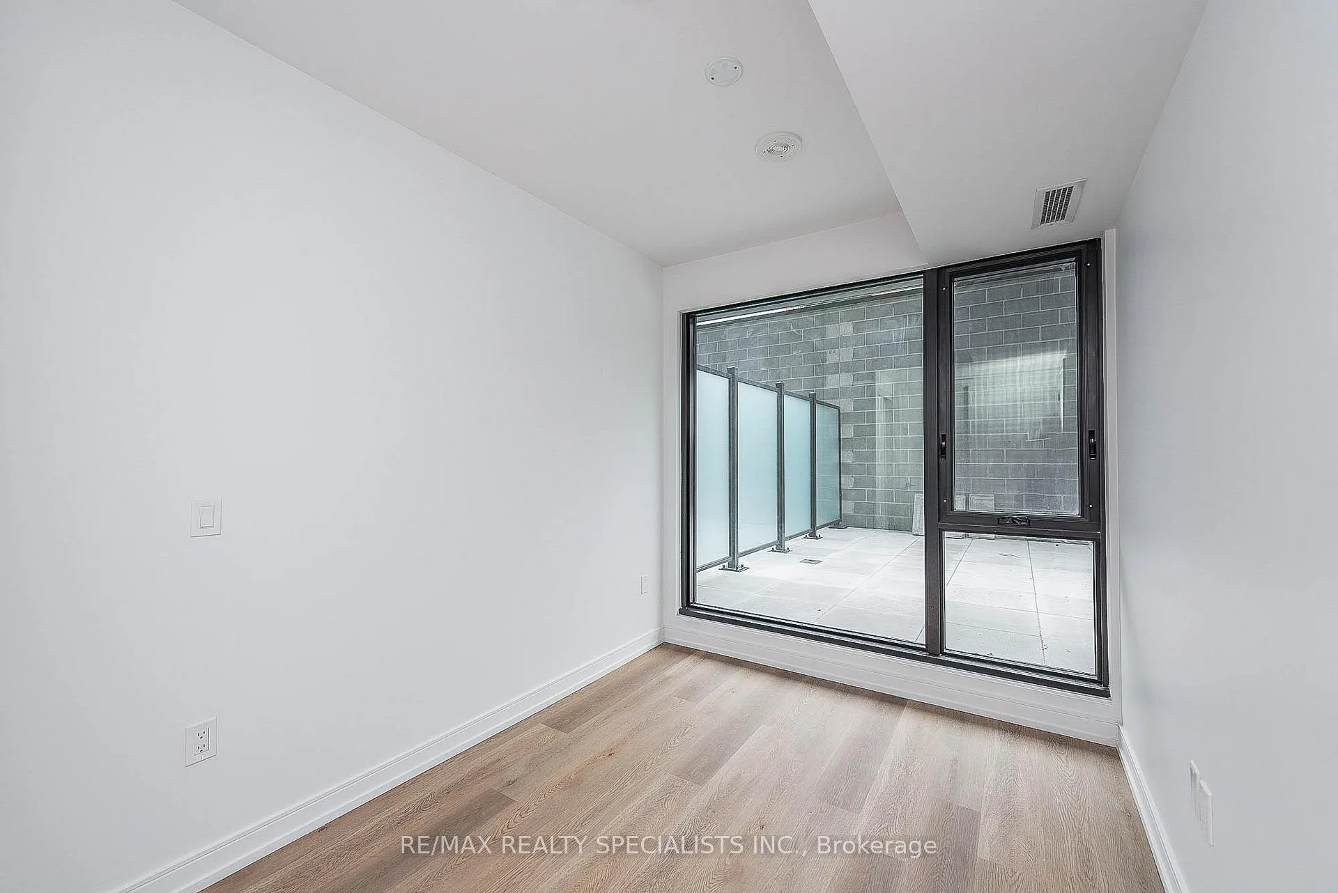 Photo 15 of Unit 305, 1 Jarvis Street, Hamilton, Beasley — HOMEH