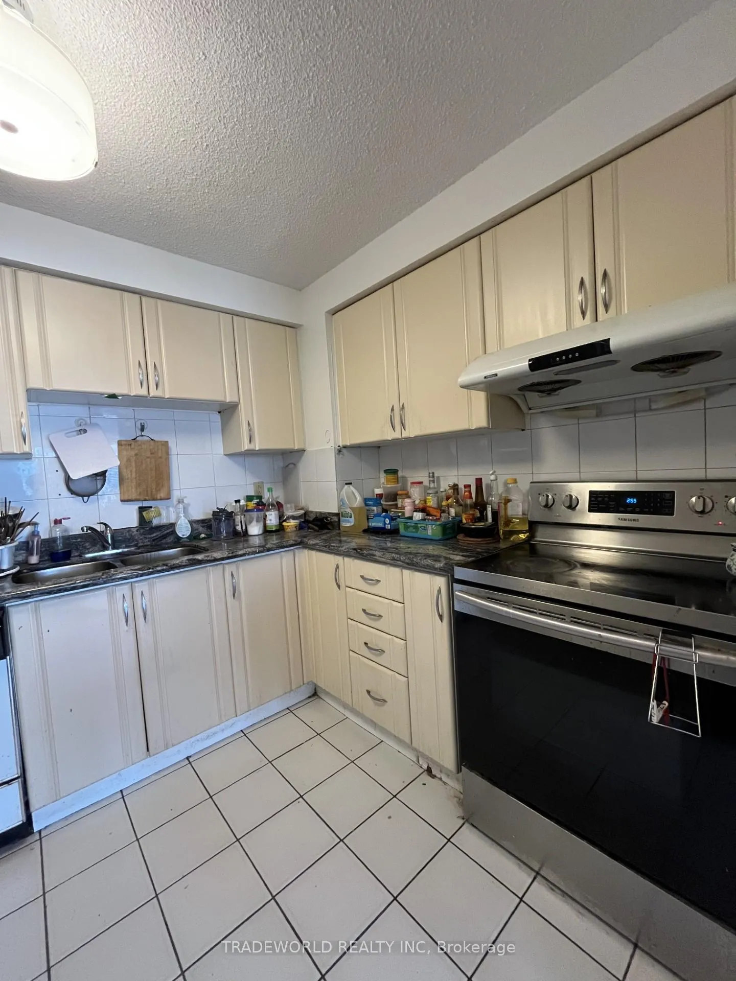 Photo 7 of Unit 520, 99 Cameron Street, Toronto, Kensington-Chinatown — HOMEH