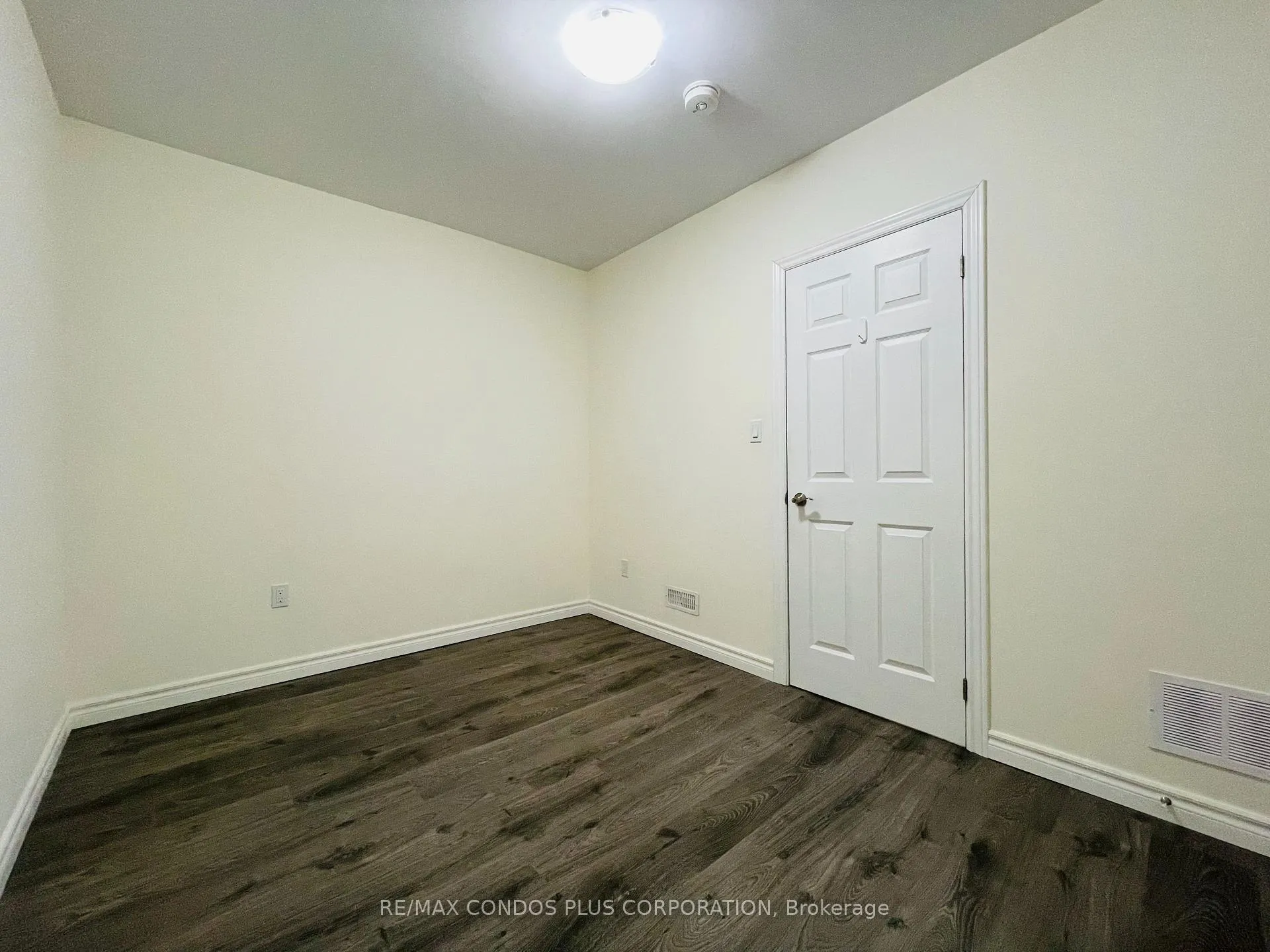Photo 6 of Unit 2A, 721 Danforth Avenue, Toronto, Danforth — HOMEH