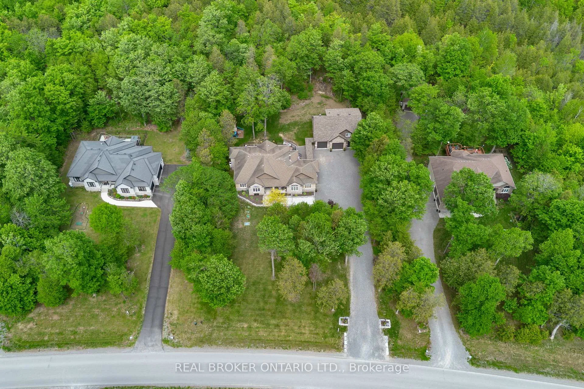 Photo 3 of 265 Justin Drive, Beckwith, Beckwith Twp — HOMEH