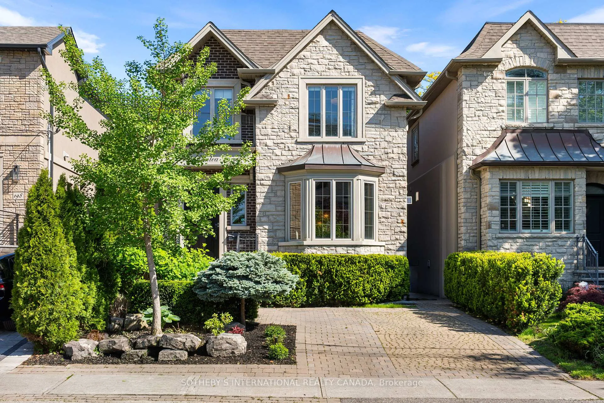 Photo 1 of 200 Donlea Drive, Toronto, Leaside — HOMEH