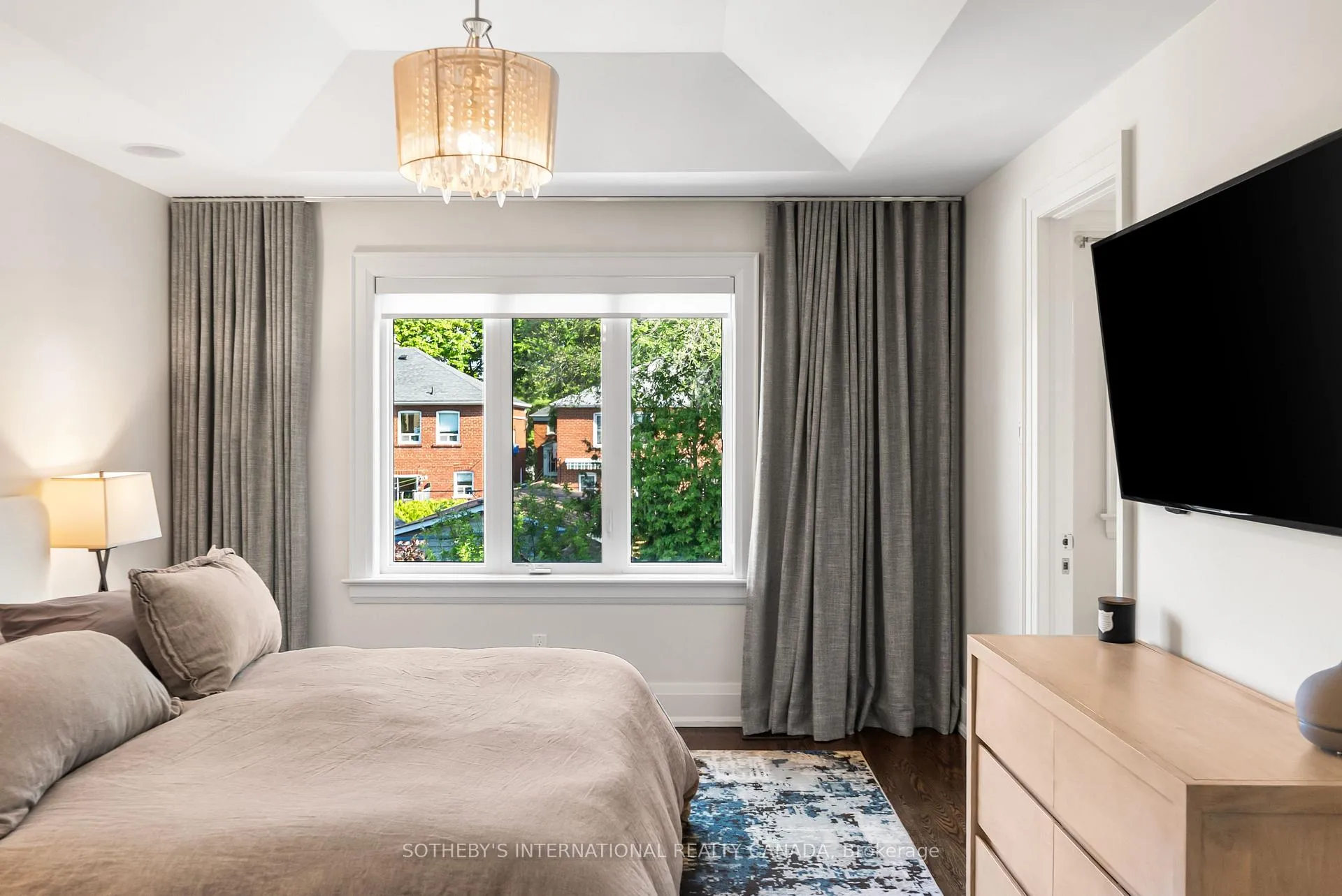 Photo 19 of 200 Donlea Drive, Toronto, Leaside — HOMEH