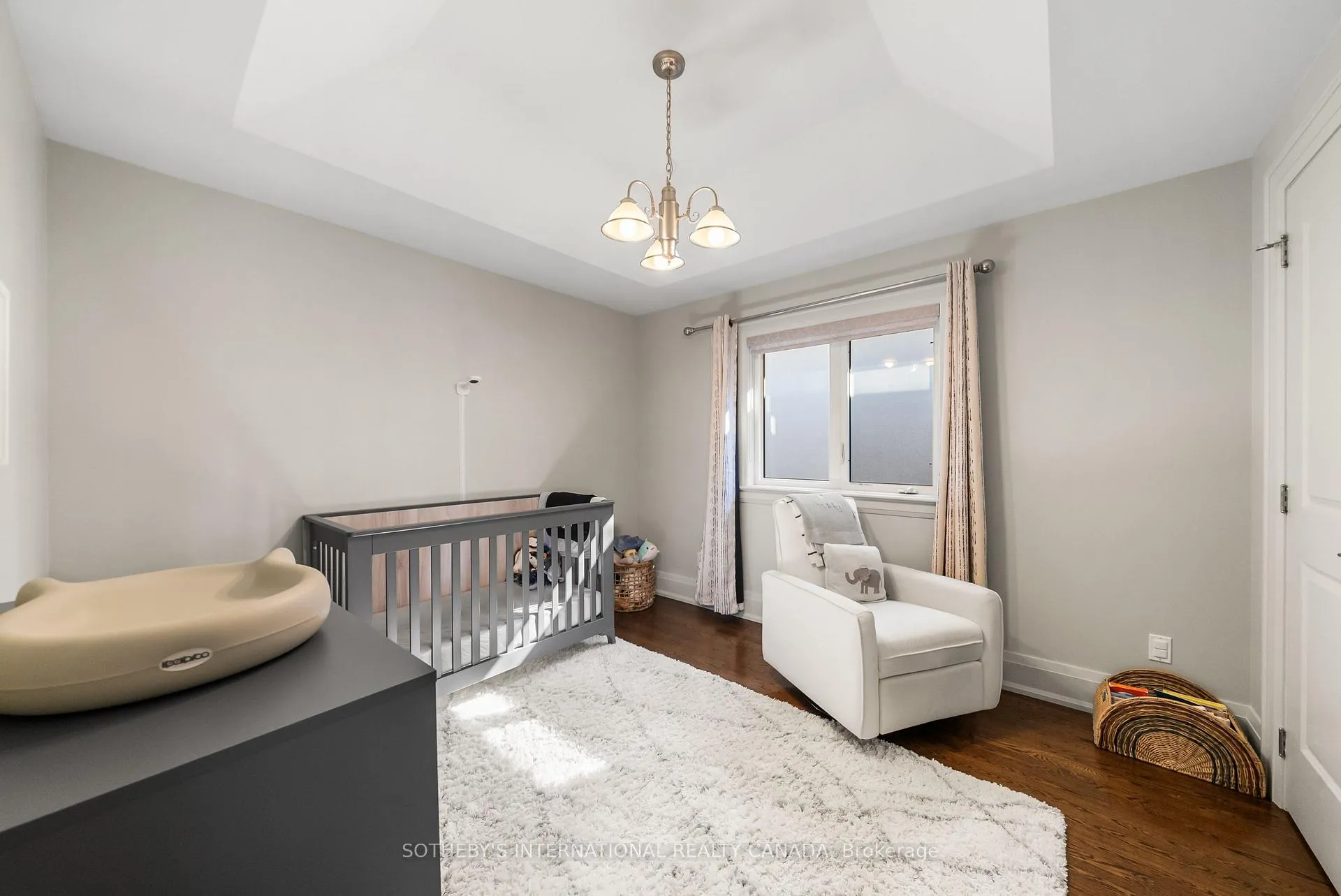 Photo 25 of 200 Donlea Drive, Toronto, Leaside — HOMEH