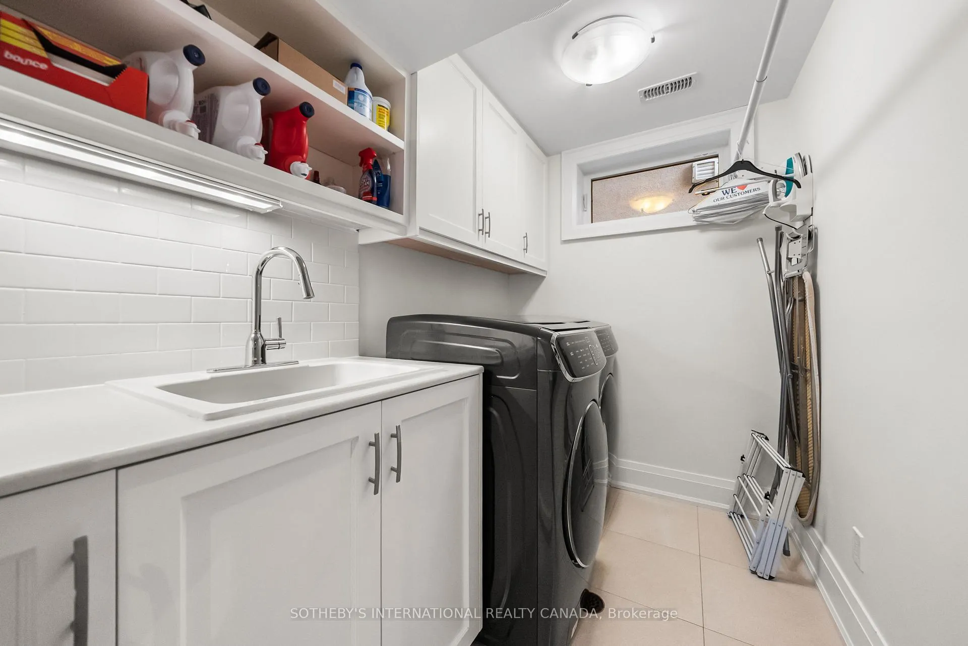 Photo 43 of 200 Donlea Drive, Toronto, Leaside — HOMEH