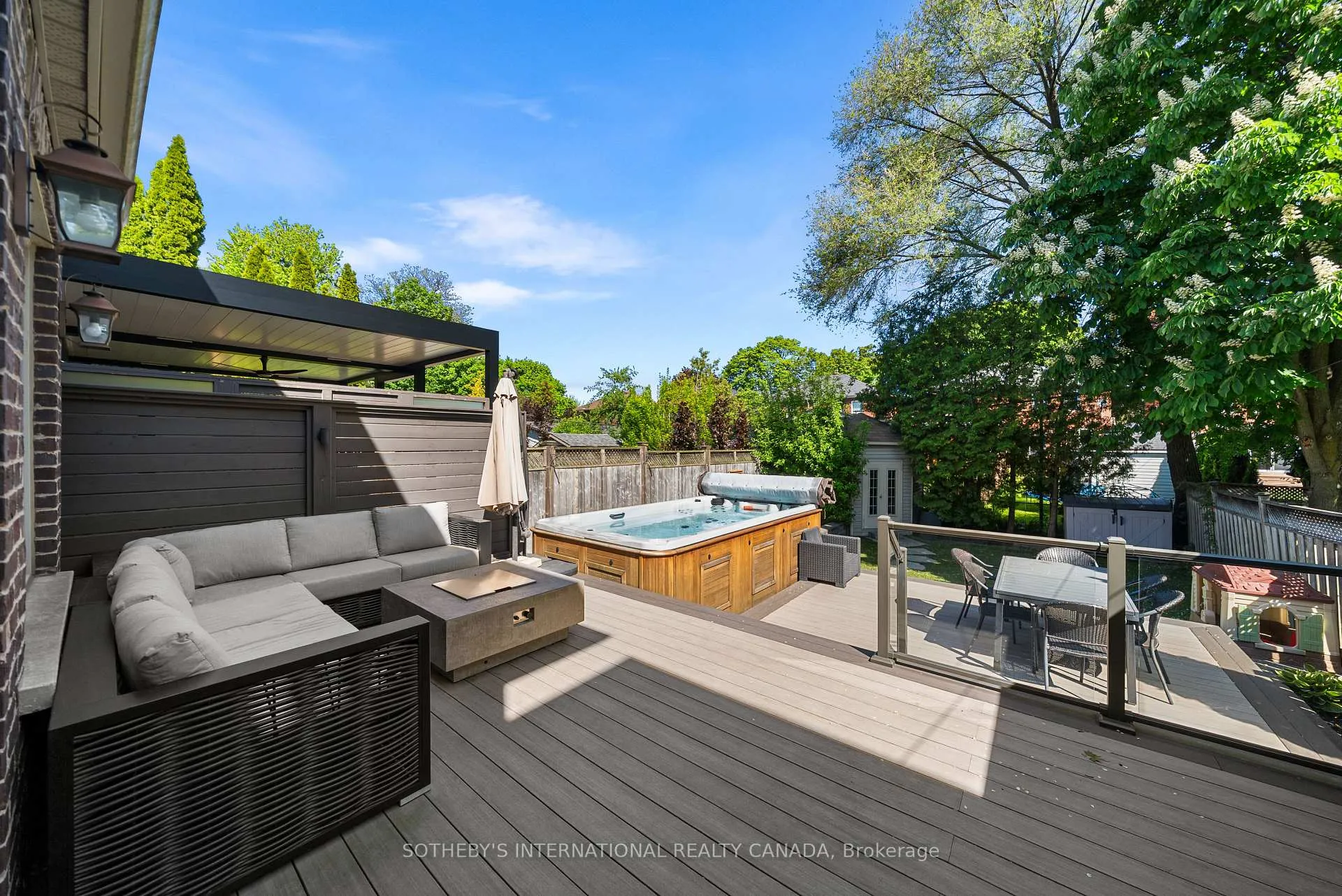 Photo 44 of 200 Donlea Drive, Toronto, Leaside — HOMEH