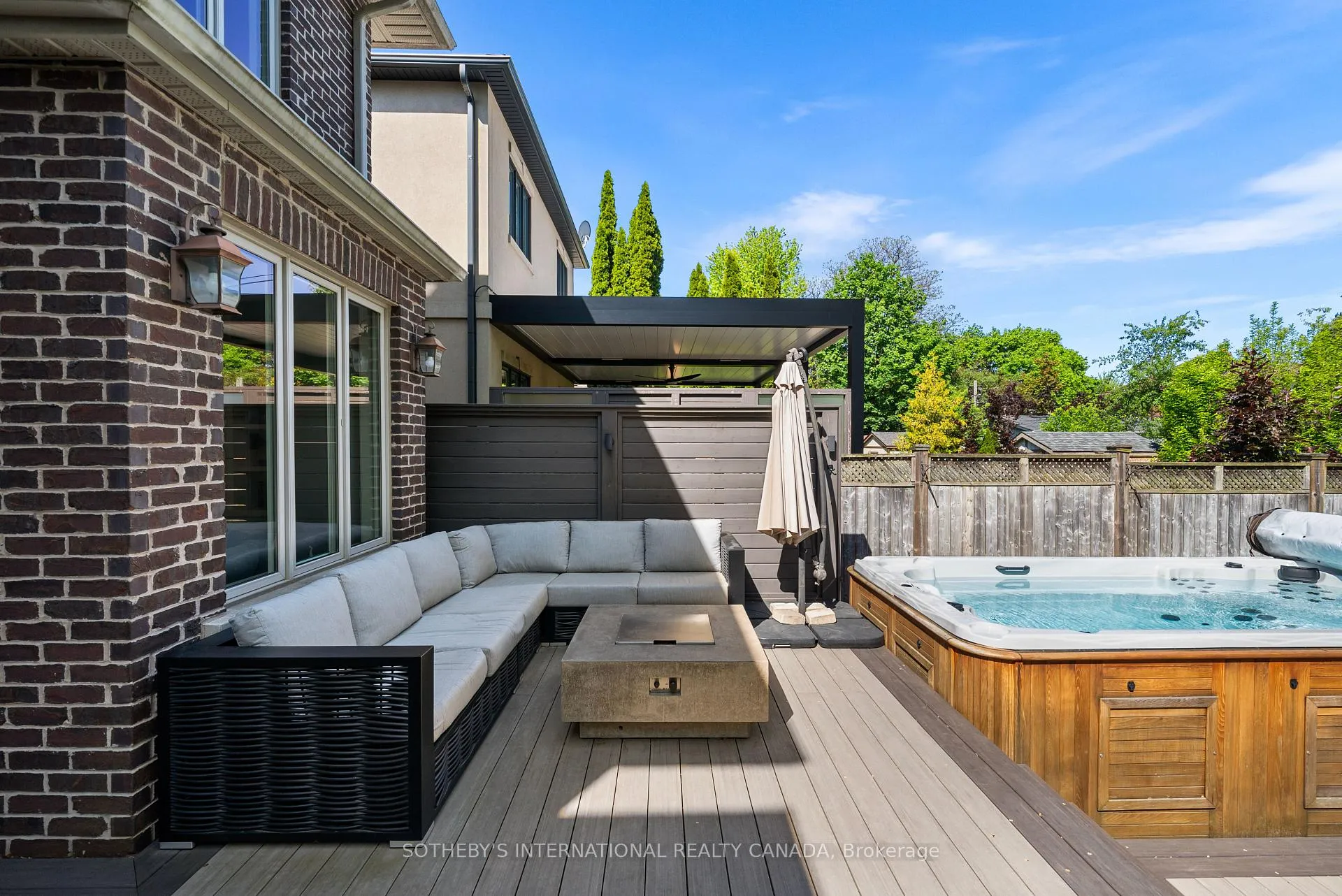 Photo 47 of 200 Donlea Drive, Toronto, Leaside — HOMEH