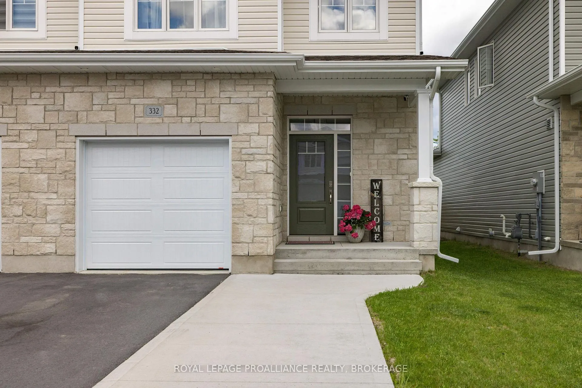 Photo 2 of 332 Buckthorn Drive, Kingston, City Northwest — HOMEH