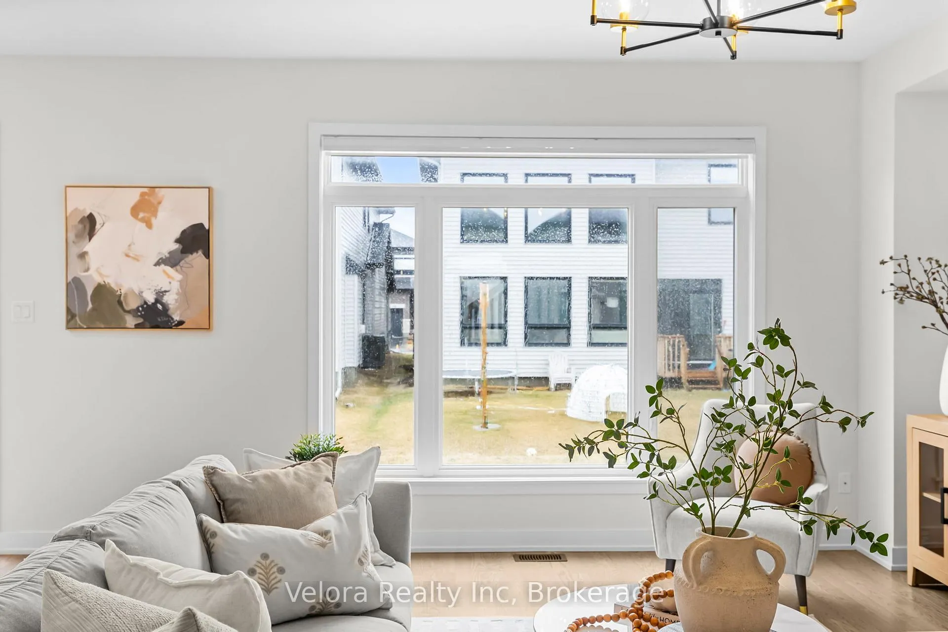 Photo 10 of 744 Cope Drive, Ottawa, Stittsville (South) — HOMEH