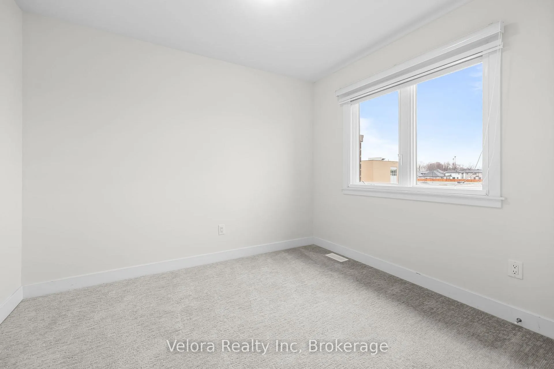 Photo 23 of 744 Cope Drive, Ottawa, Stittsville (South) — HOMEH