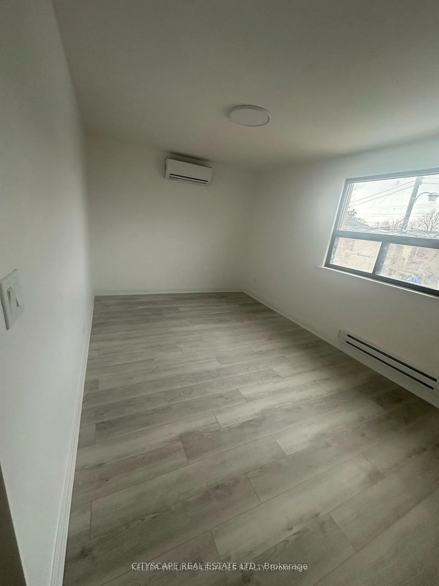 Photo 6 of Unit Unit 2, 1710 St Clair Avenue W, Toronto, Weston-Pellam Park — HOMEH