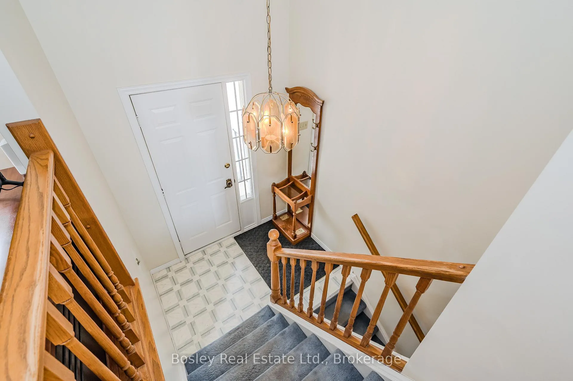 Photo 5 of 26 Brazolot Drive, Guelph, Kortright West — HOMEH