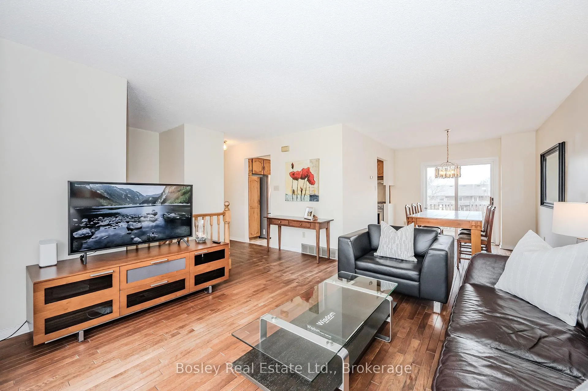 Photo 9 of 26 Brazolot Drive, Guelph, Kortright West — HOMEH