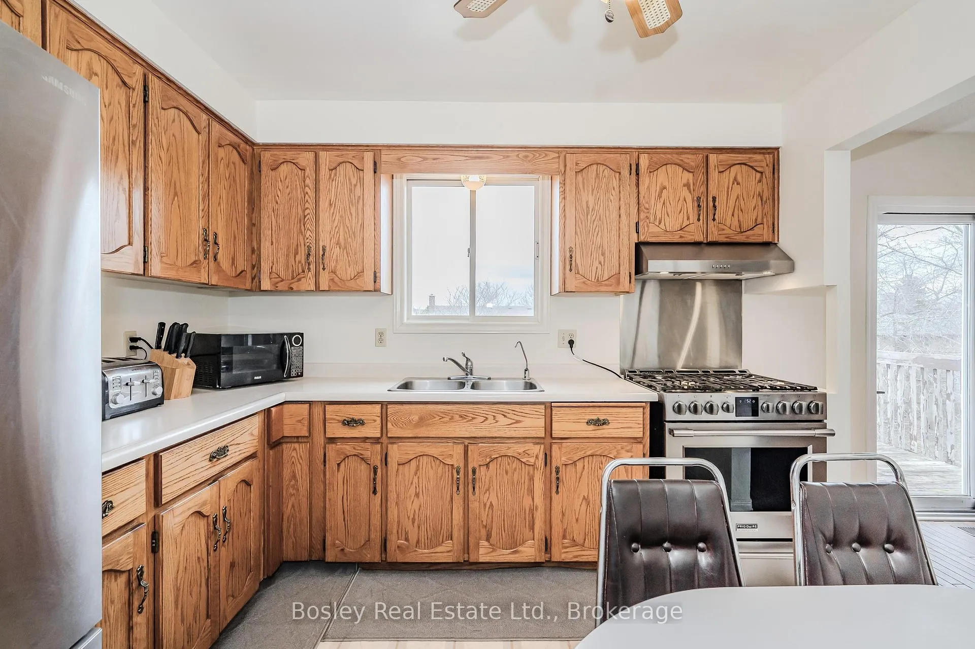 Photo 13 of 26 Brazolot Drive, Guelph, Kortright West — HOMEH