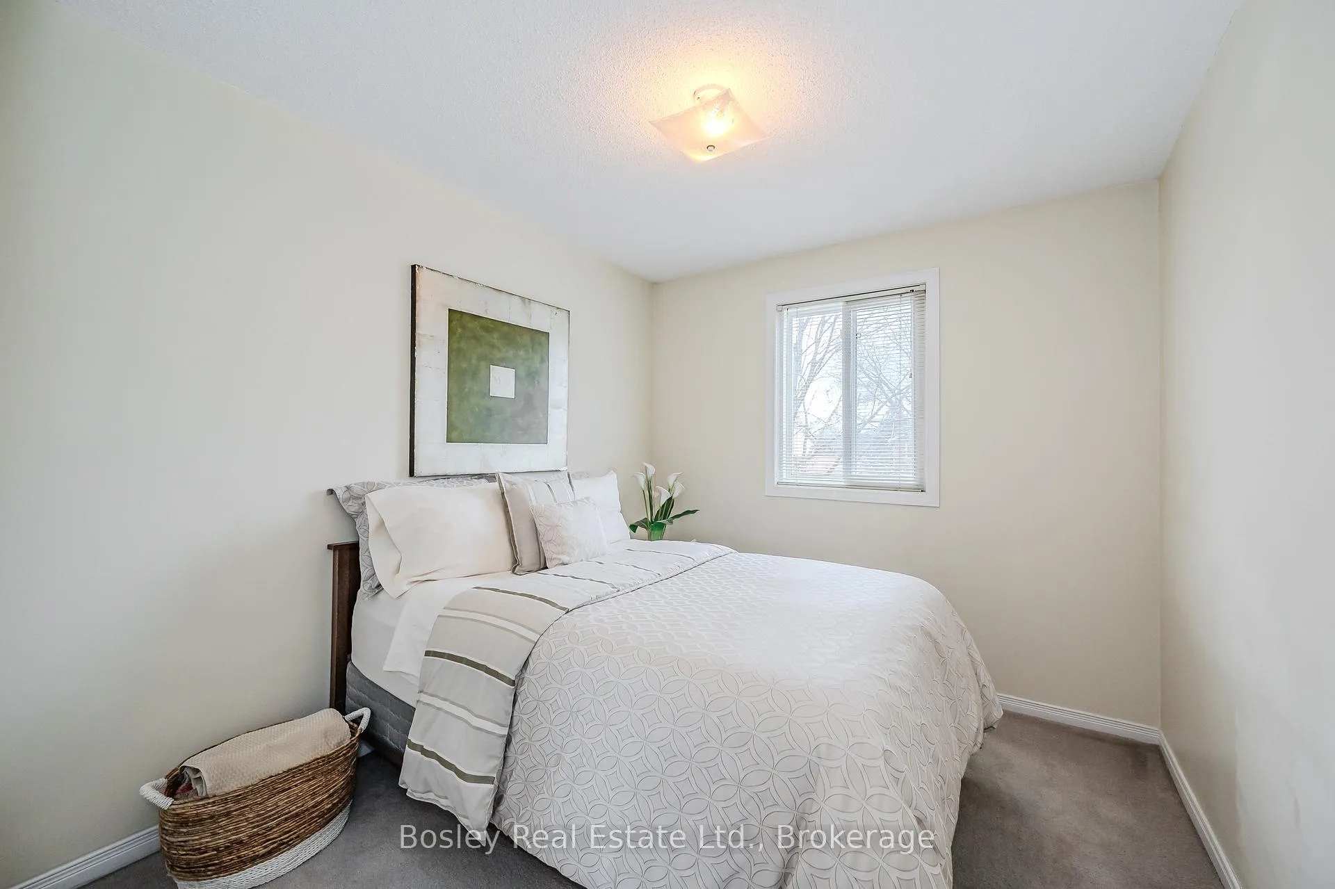 Photo 19 of 26 Brazolot Drive, Guelph, Kortright West — HOMEH