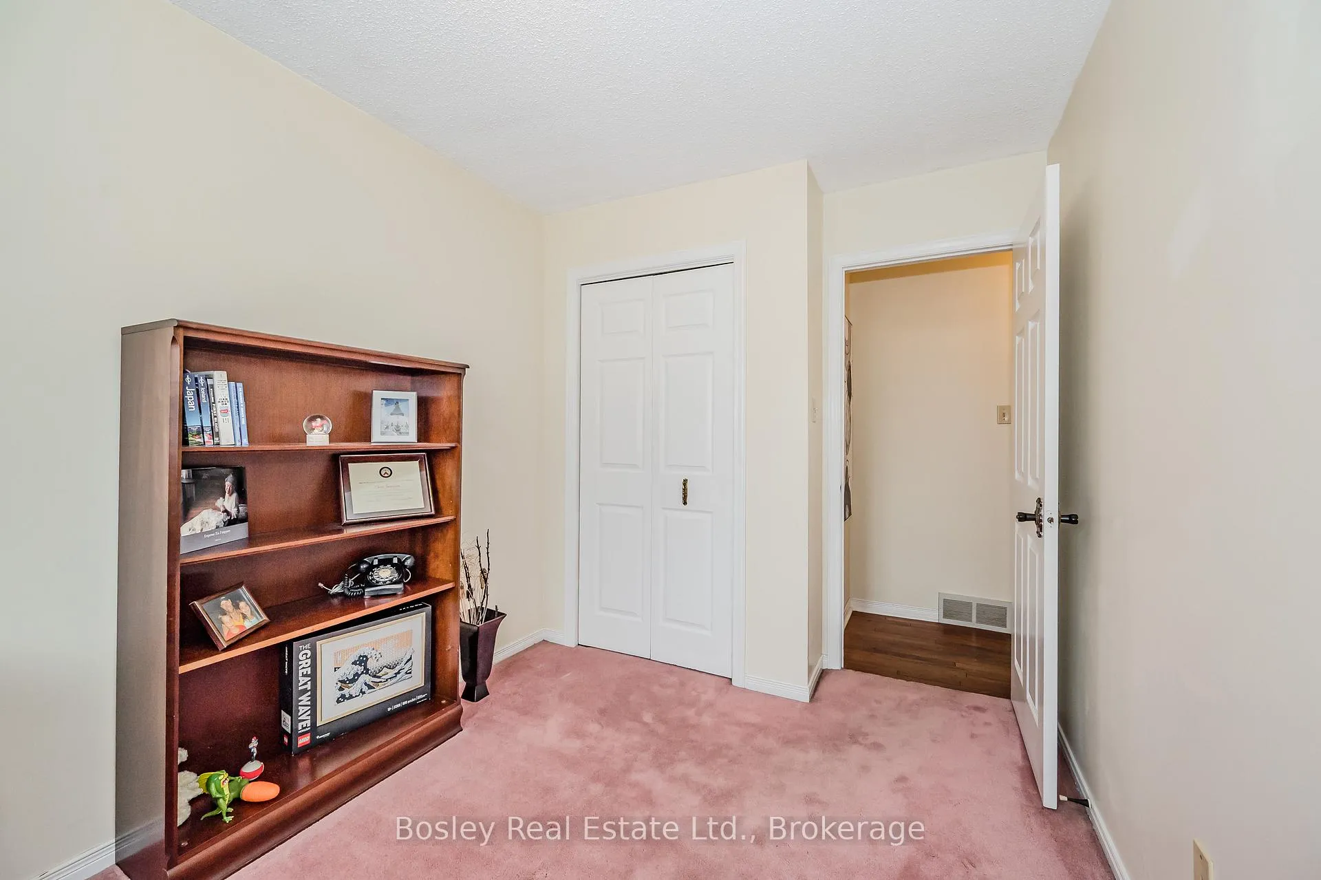Photo 22 of 26 Brazolot Drive, Guelph, Kortright West — HOMEH