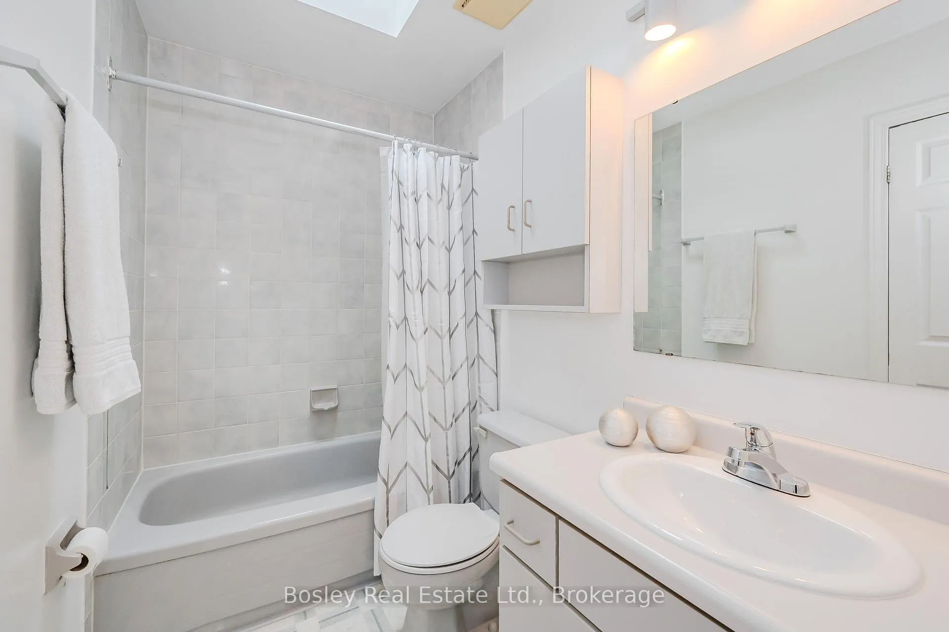 Photo 23 of 26 Brazolot Drive, Guelph, Kortright West — HOMEH