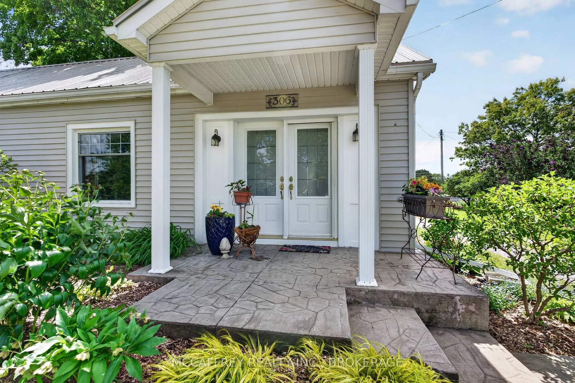 Photo 3 of 306 Abrams Road, Greater Napanee — HOMEH
