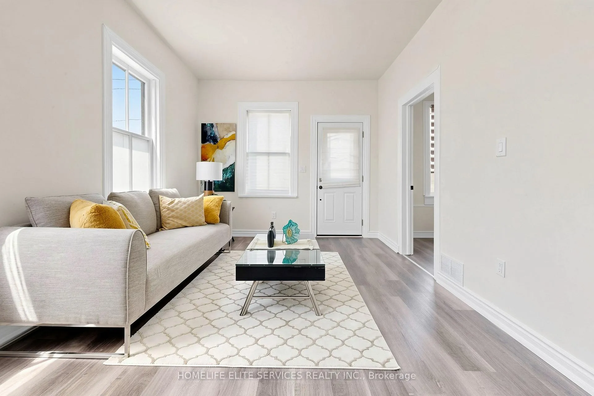 Photo 5 of 223 Bloor Street E, Oshawa, Lakeview — HOMEH