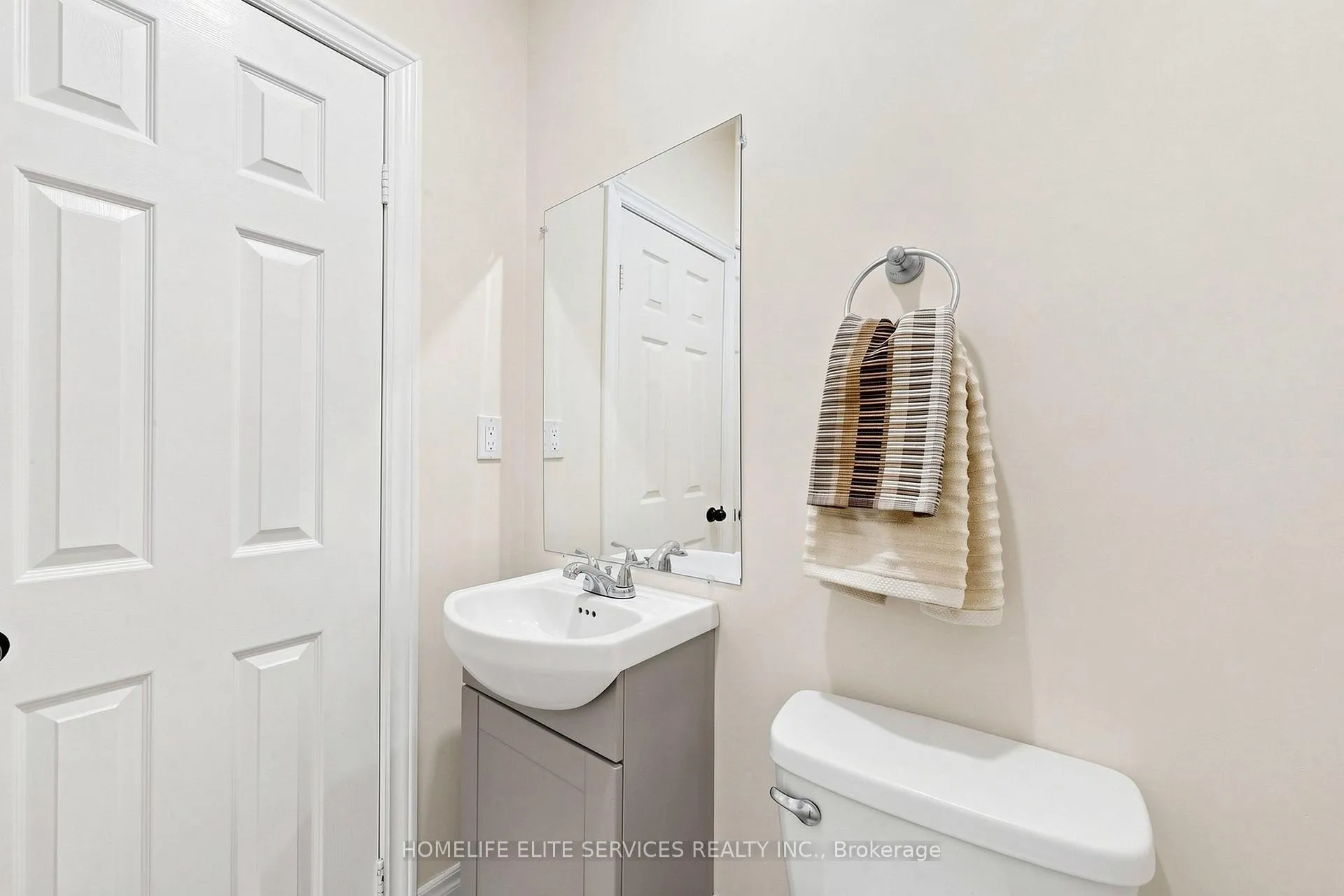 Photo 17 of 223 Bloor Street E, Oshawa, Lakeview — HOMEH