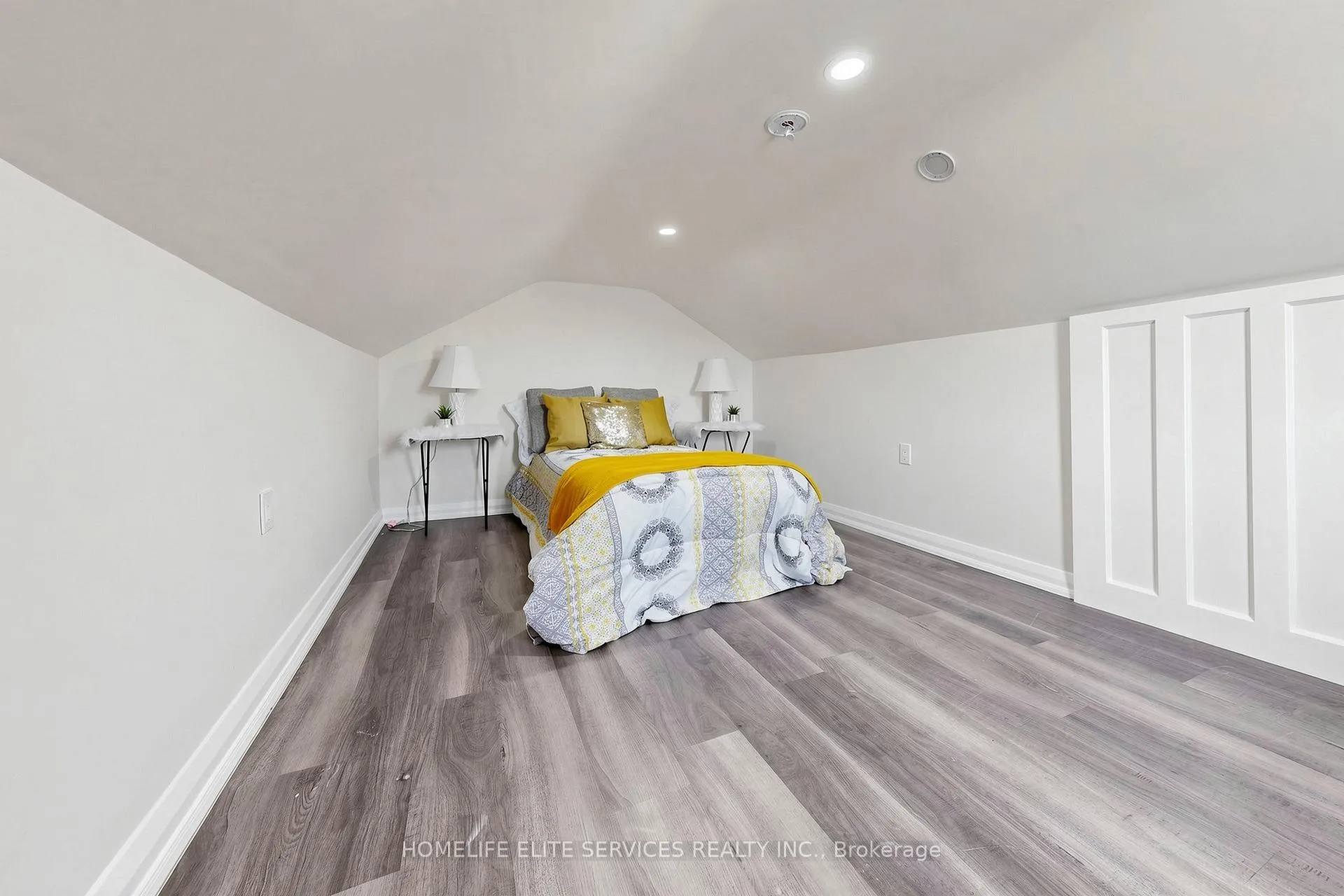 Photo 30 of 223 Bloor Street E, Oshawa, Lakeview — HOMEH