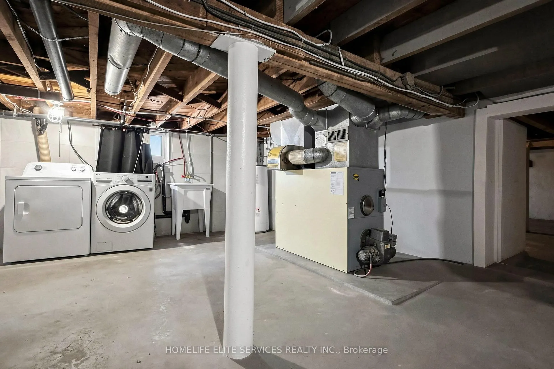 Photo 33 of 223 Bloor Street E, Oshawa, Lakeview — HOMEH
