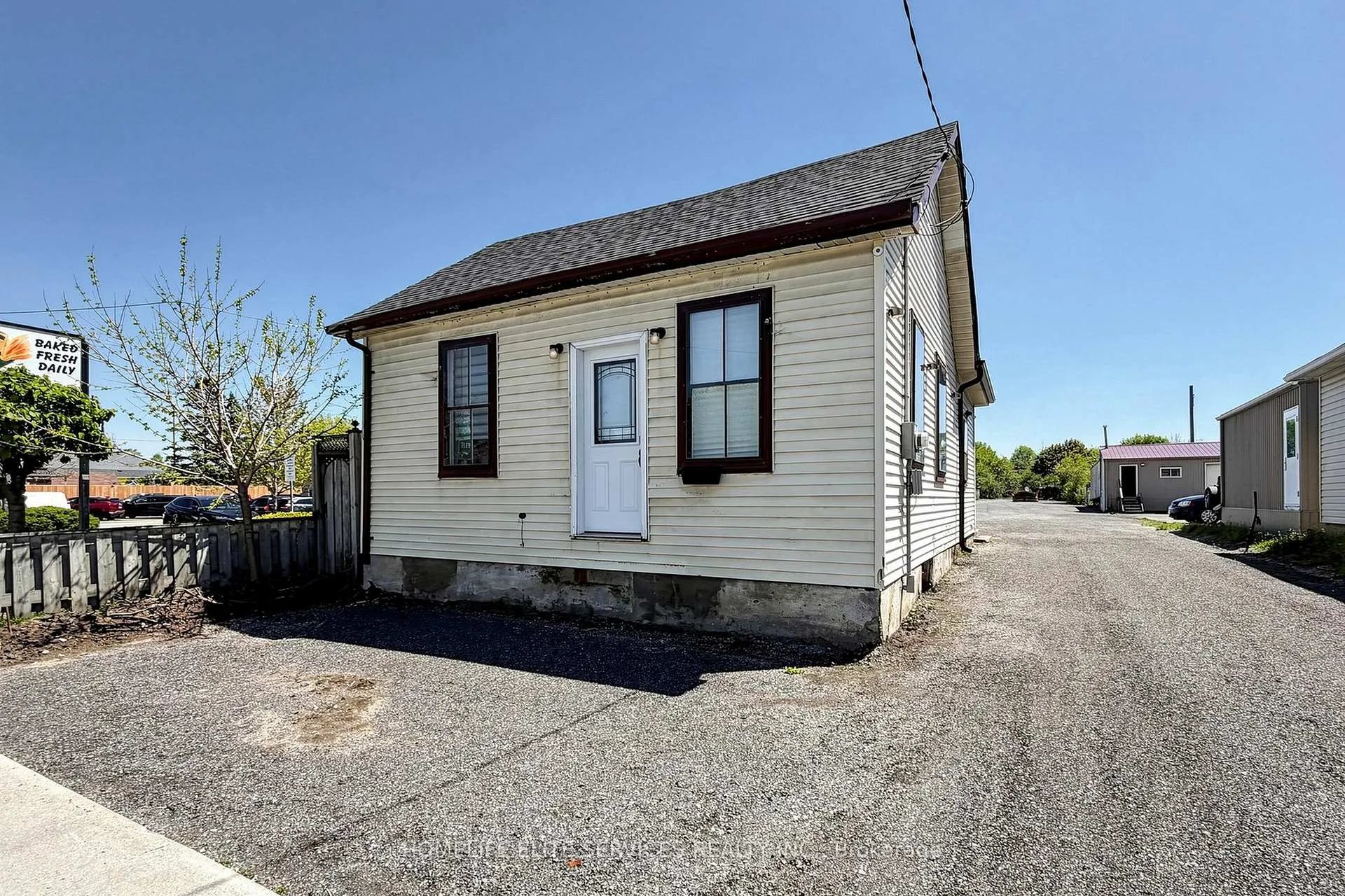 Photo 34 of 223 Bloor Street E, Oshawa, Lakeview — HOMEH
