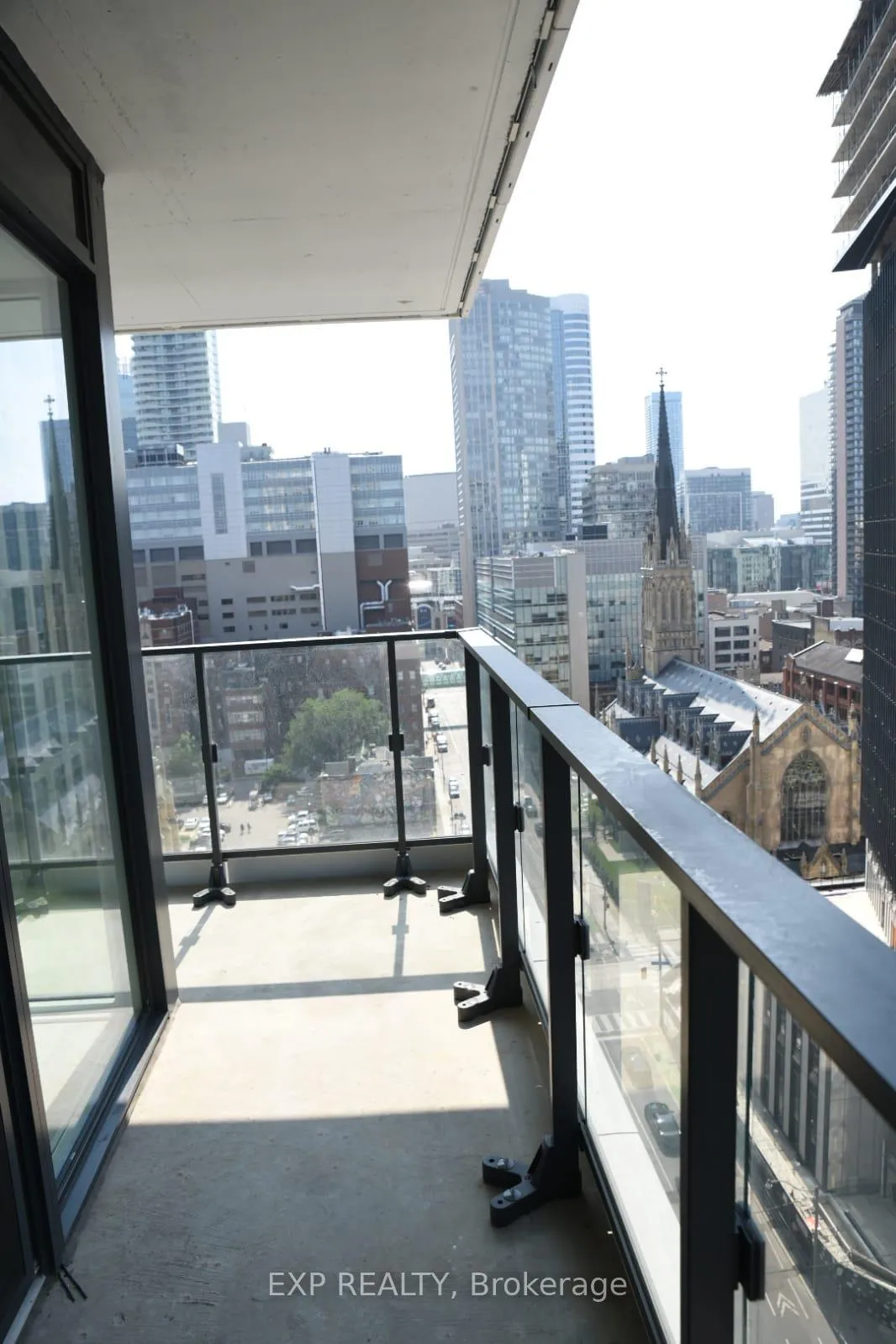 Photo 8 of Unit 1813, 77 Shuter Street, Toronto, Church-Yonge Corridor — HOMEH