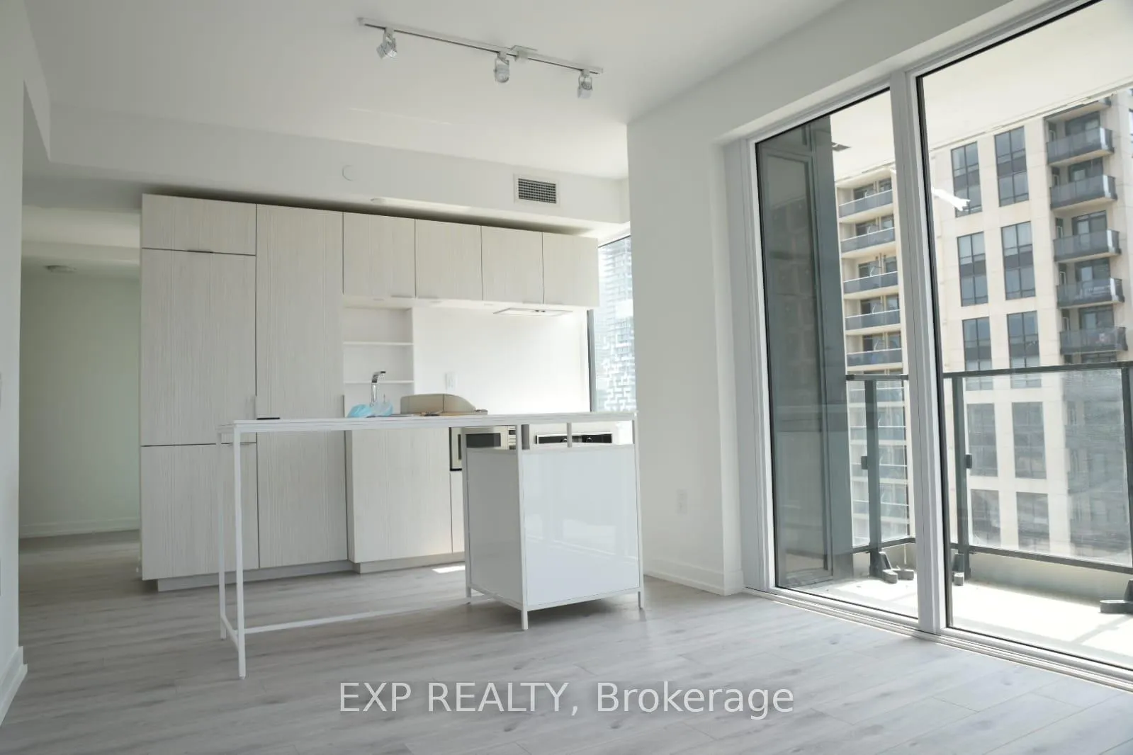 Photo 10 of Unit 1813, 77 Shuter Street, Toronto, Church-Yonge Corridor — HOMEH