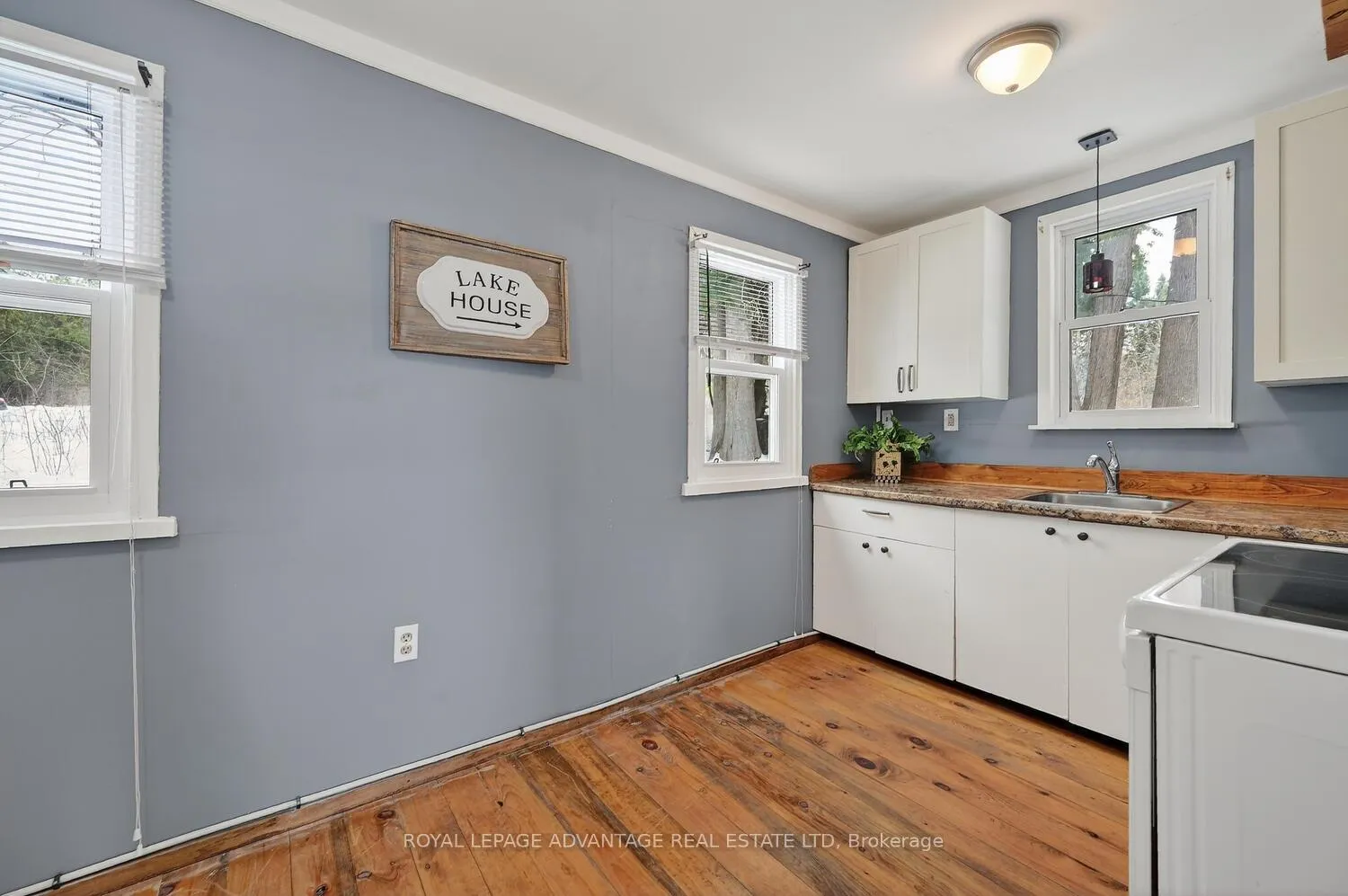 Photo 17 of 236 Hall's Lane, Tay Valley, Bathurst/Burgess & Sherbrooke (Bathurst) Twp — HOMEH