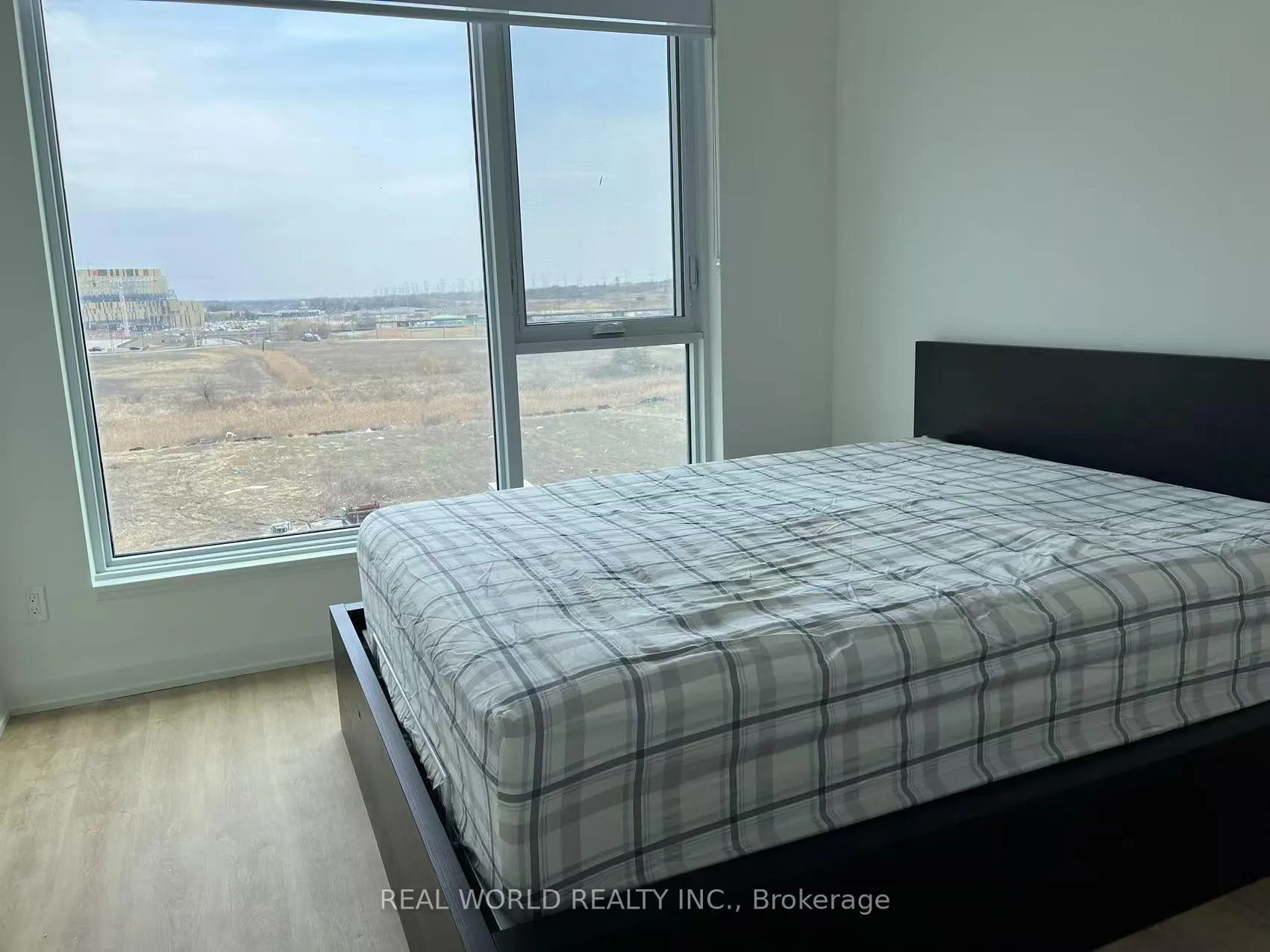 Photo 2 of Unit 611, 38 Andre de Grasse Street, Markham, Unionville — HOMEH