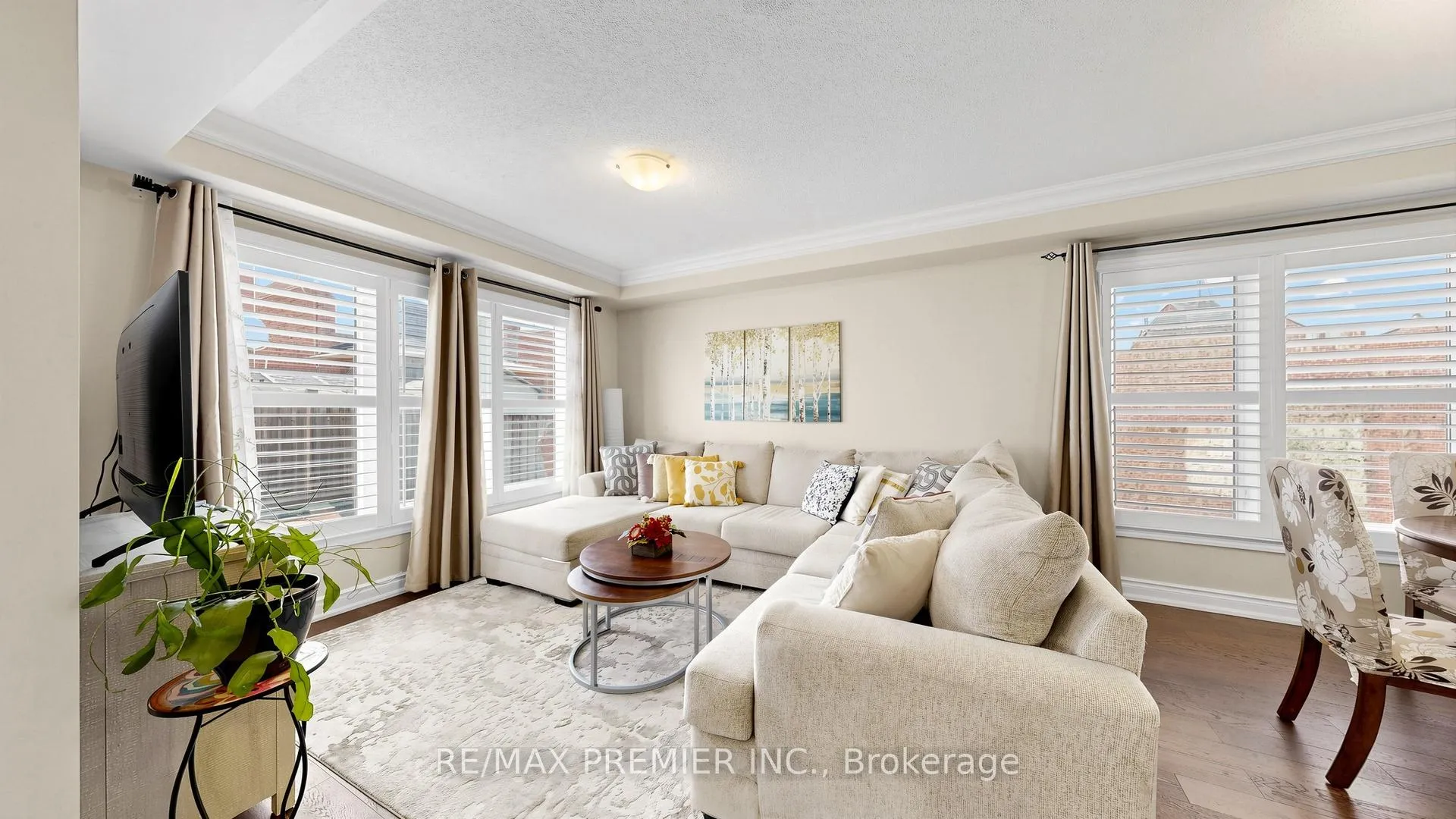Photo 8 of 7 Stemford Road, Brampton, Northwest Brampton — HOMEH