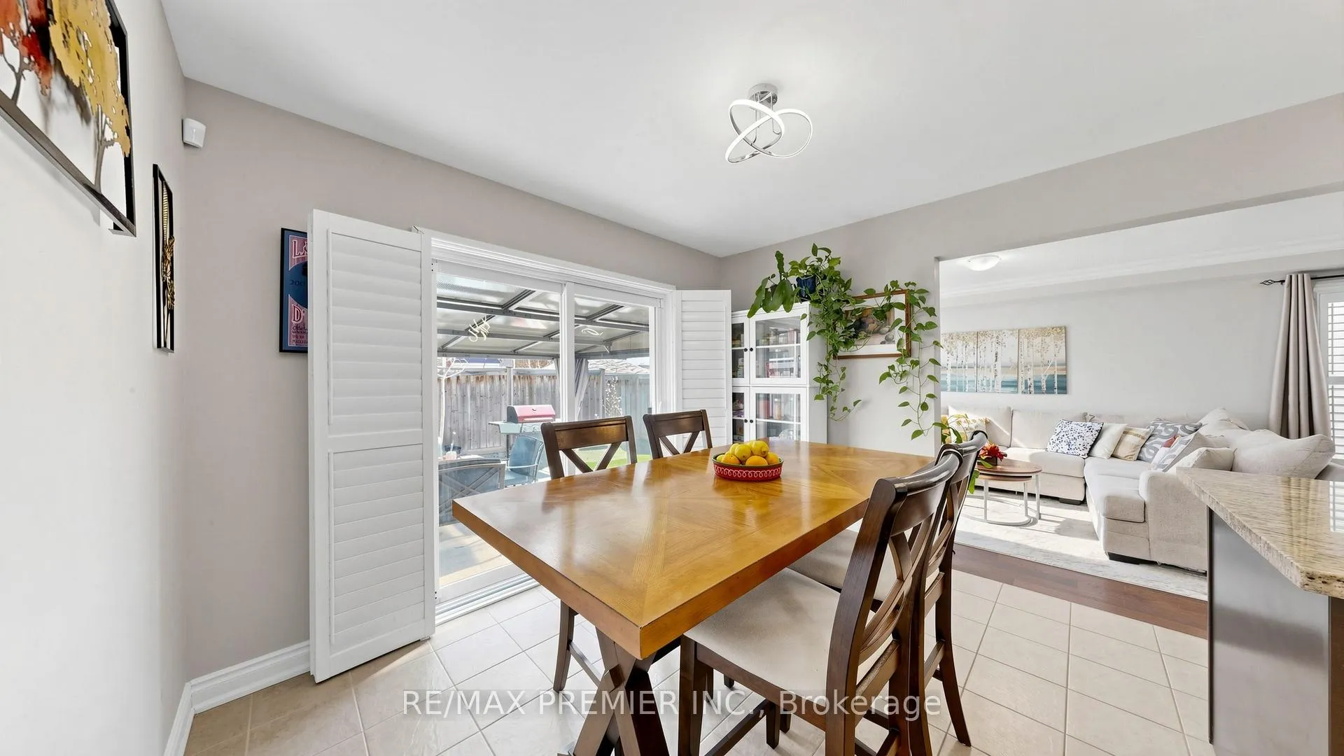 Photo 16 of 7 Stemford Road, Brampton, Northwest Brampton — HOMEH