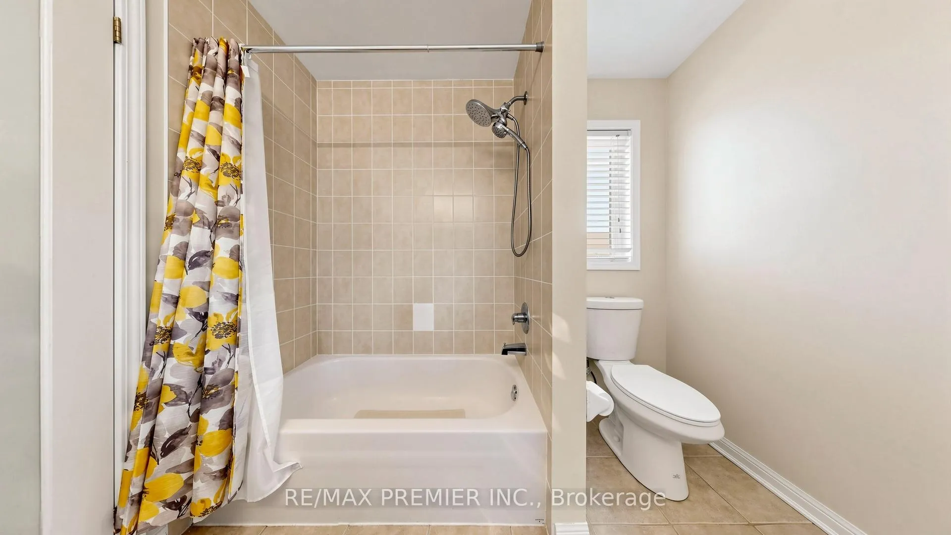 Photo 27 of 7 Stemford Road, Brampton, Northwest Brampton — HOMEH