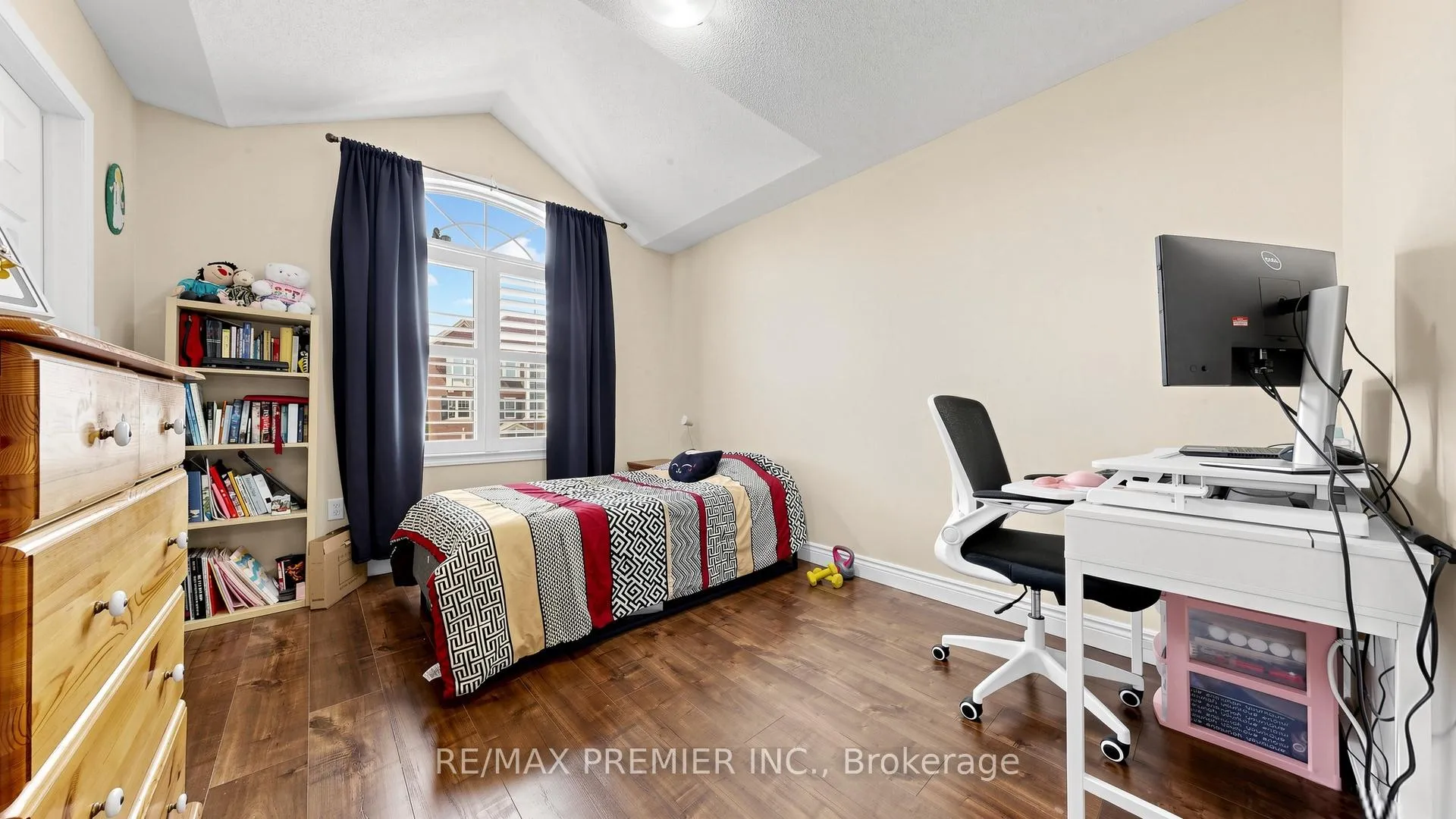Photo 28 of 7 Stemford Road, Brampton, Northwest Brampton — HOMEH