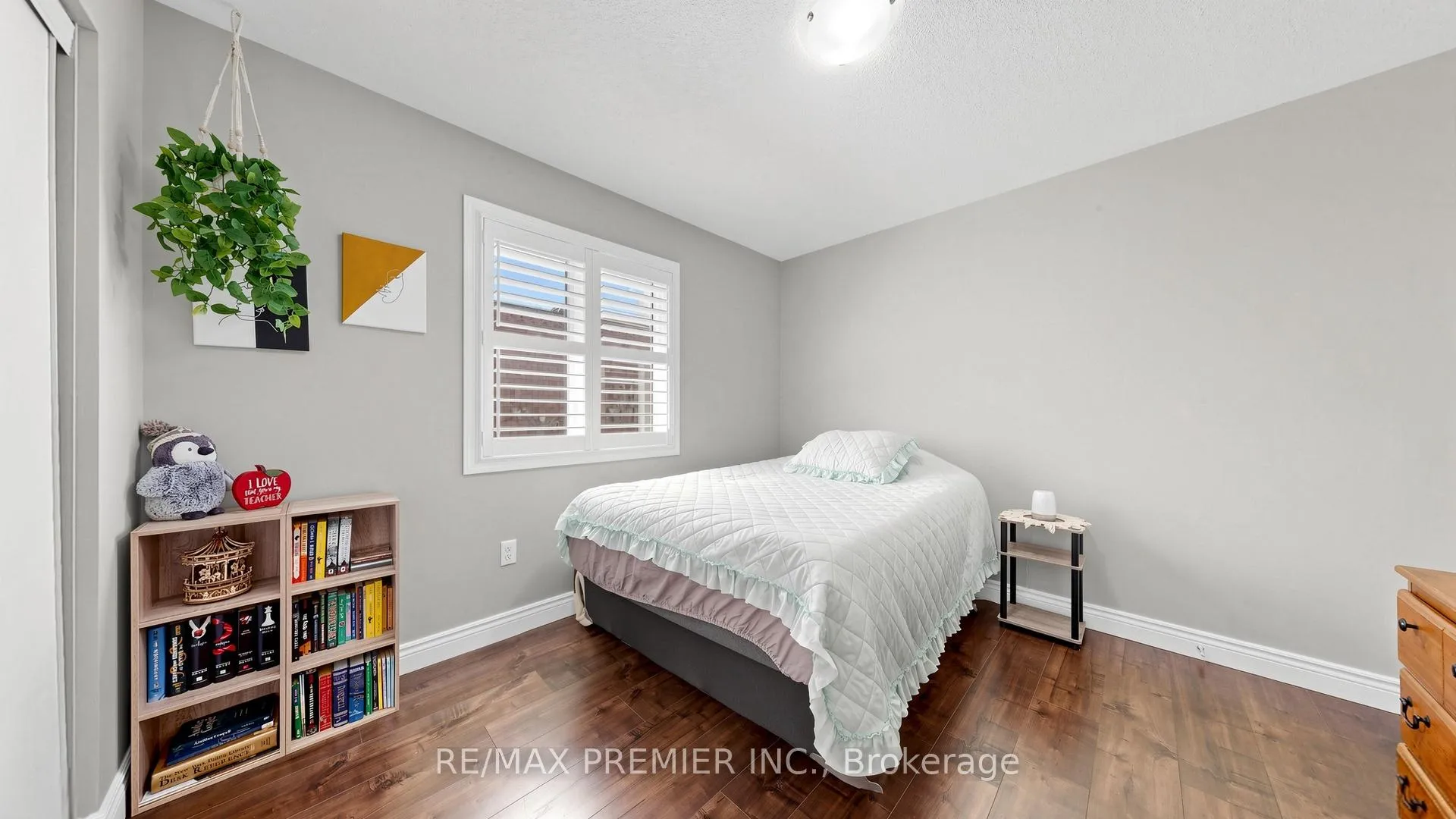 Photo 32 of 7 Stemford Road, Brampton, Northwest Brampton — HOMEH