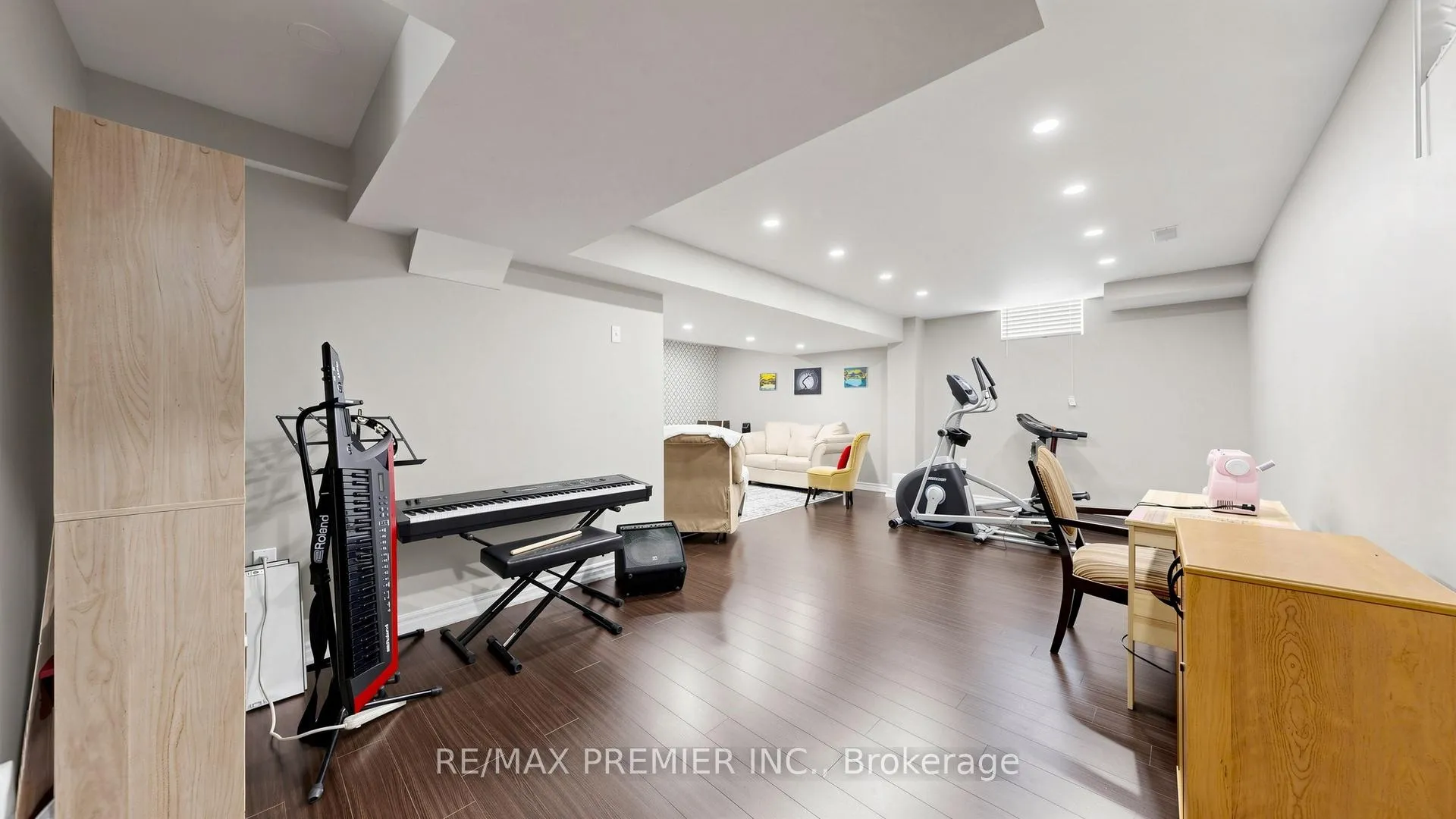 Photo 37 of 7 Stemford Road, Brampton, Northwest Brampton — HOMEH