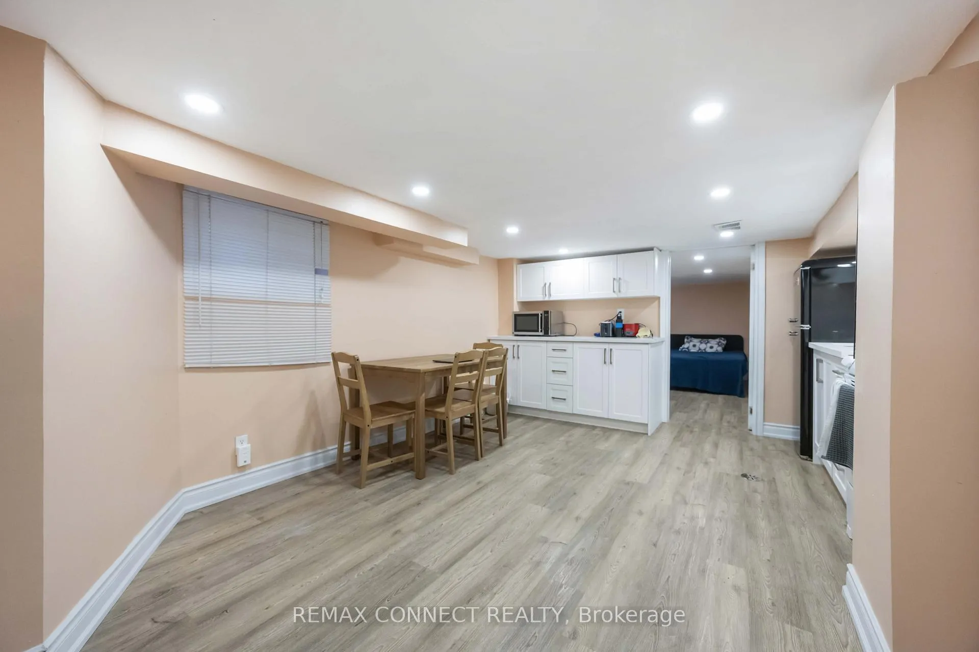 Photo 10 of 261 Cedarvale Avenue, Toronto, Woodbine-Lumsden — HOMEH