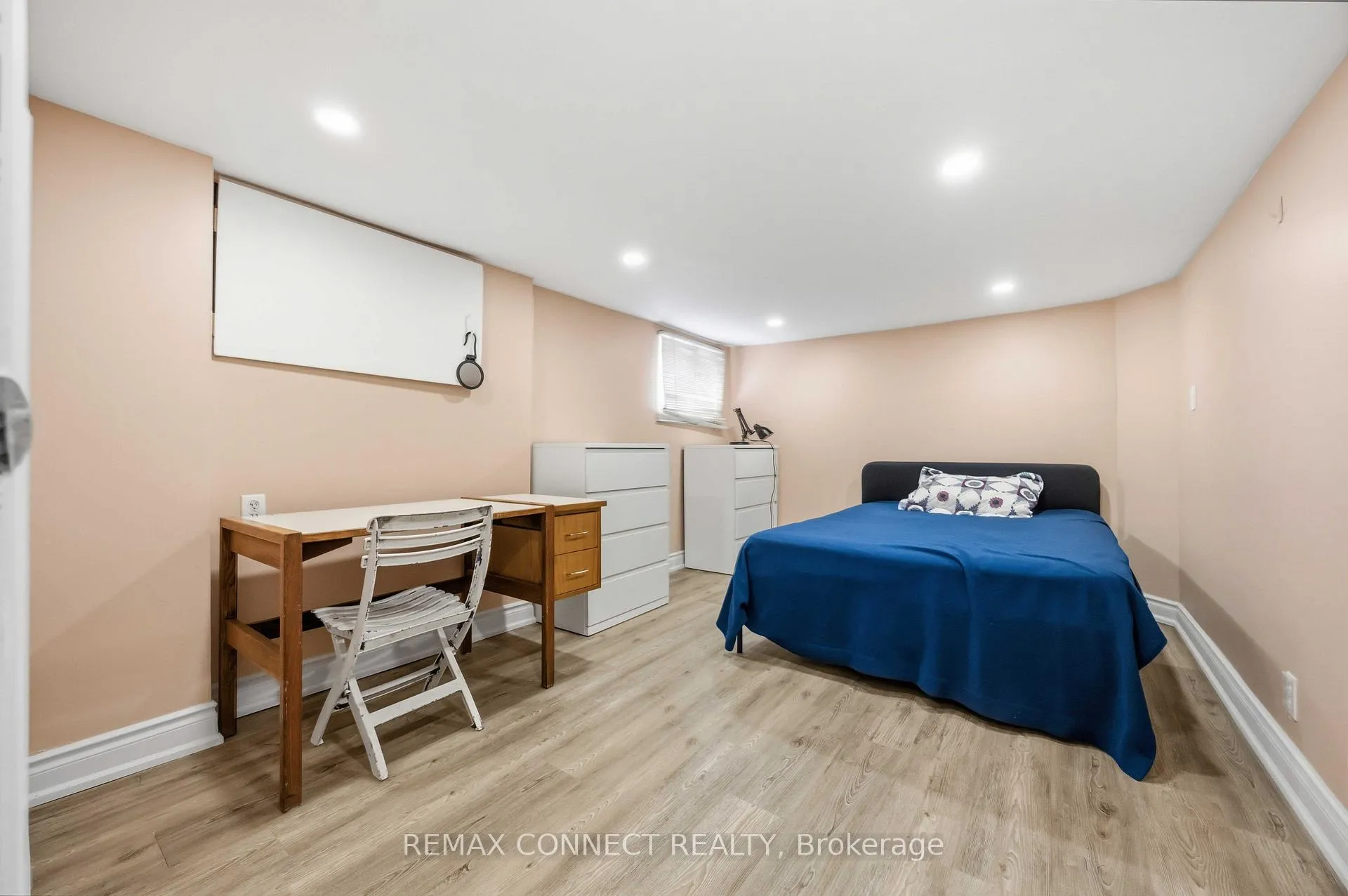 Photo 21 of 261 Cedarvale Avenue, Toronto, Woodbine-Lumsden — HOMEH