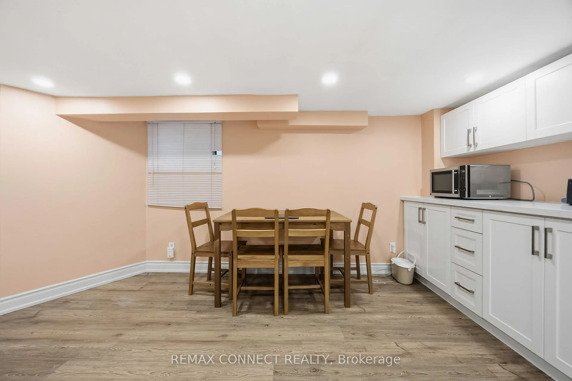 Photo 24 of 261 Cedarvale Avenue, Toronto, Woodbine-Lumsden — HOMEH