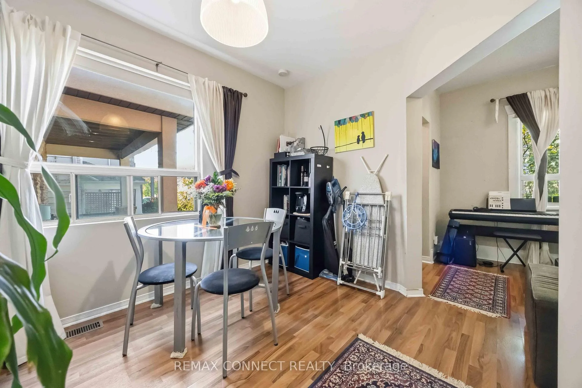 Photo 43 of 261 Cedarvale Avenue, Toronto, Woodbine-Lumsden — HOMEH