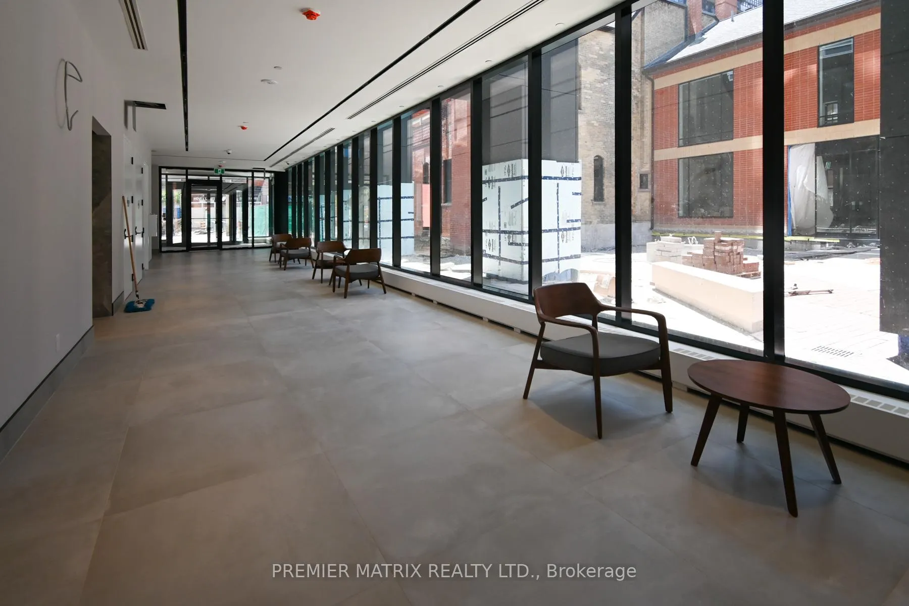 Photo 5 of Unit 611, 609 Sherbourne Street, Toronto, North St. James Town — HOMEH
