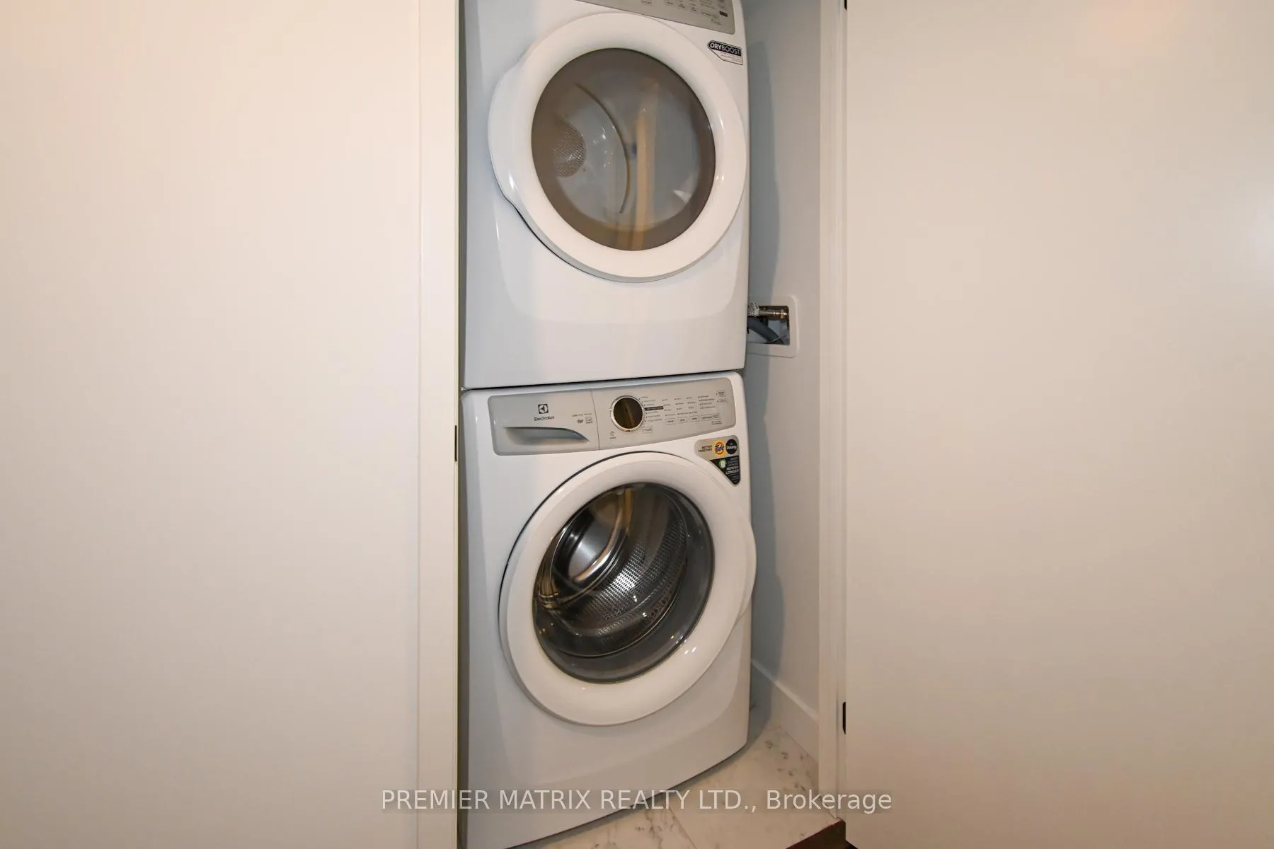 Photo 16 of Unit 611, 609 Sherbourne Street, Toronto, North St. James Town — HOMEH