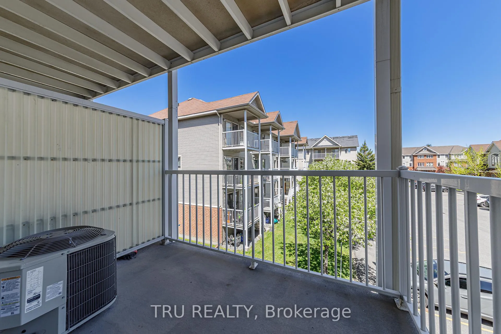 Photo 16 of Unit 10, 272 Keltie Private, Ottawa, Barrhaven - Longfields — HOMEH