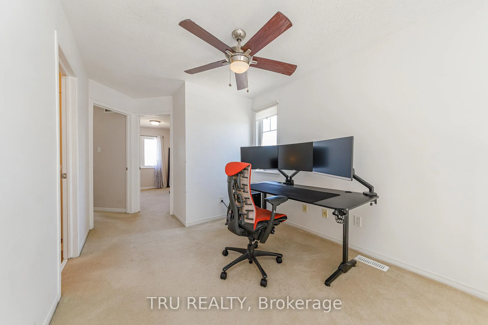 Photo 24 of Unit 10, 272 Keltie Private, Ottawa, Barrhaven - Longfields — HOMEH
