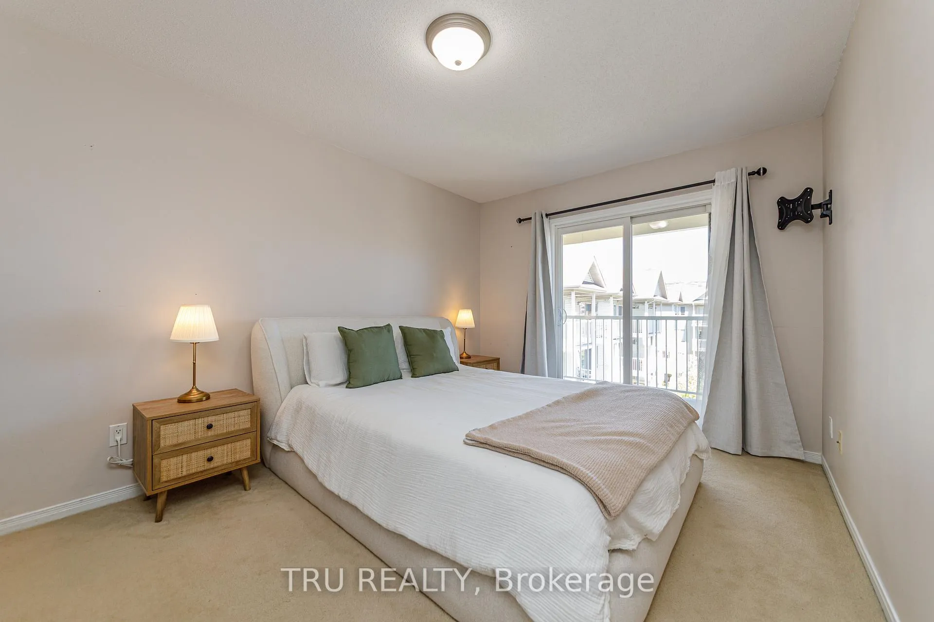 Photo 25 of Unit 10, 272 Keltie Private, Ottawa, Barrhaven - Longfields — HOMEH