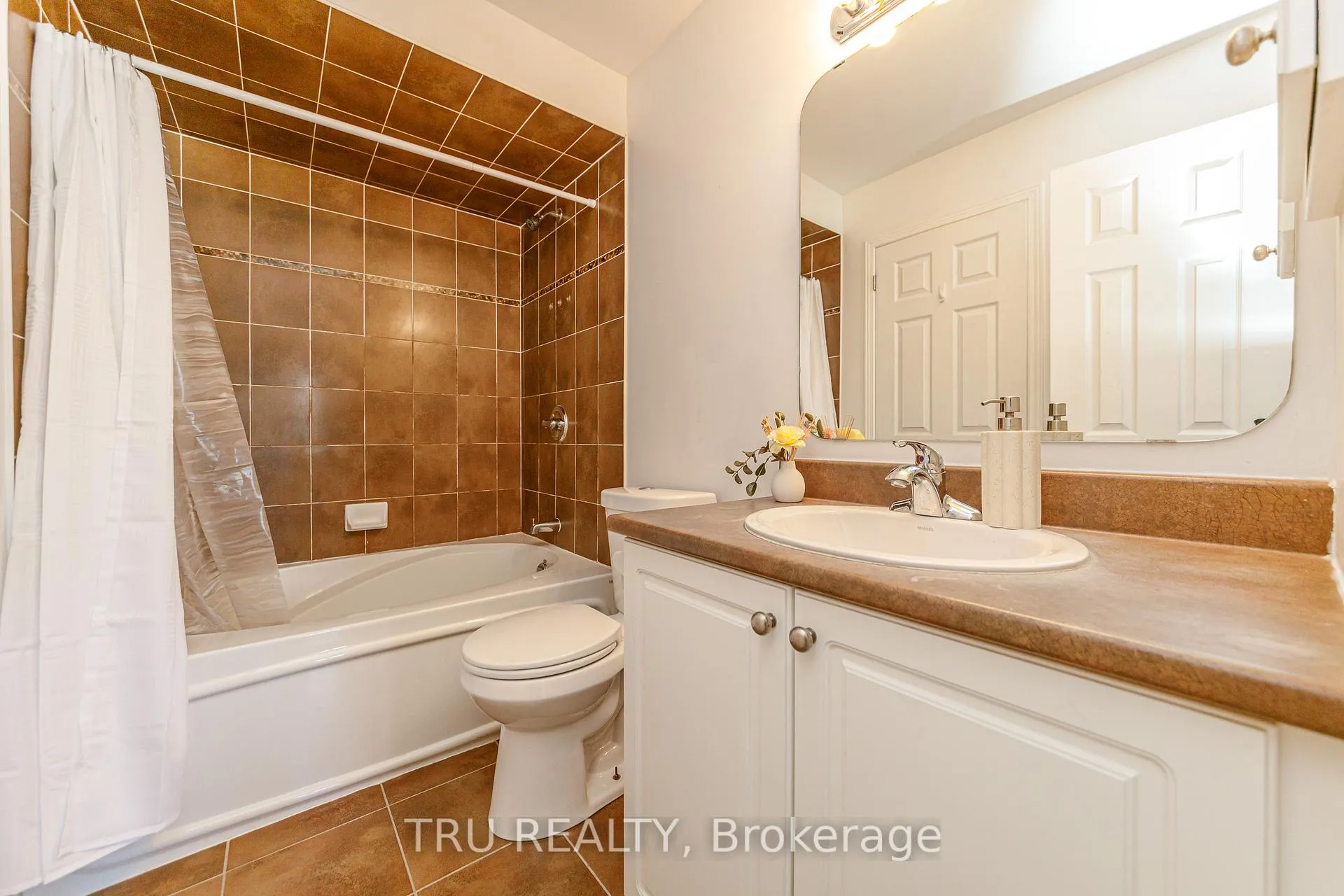 Photo 30 of Unit 10, 272 Keltie Private, Ottawa, Barrhaven - Longfields — HOMEH