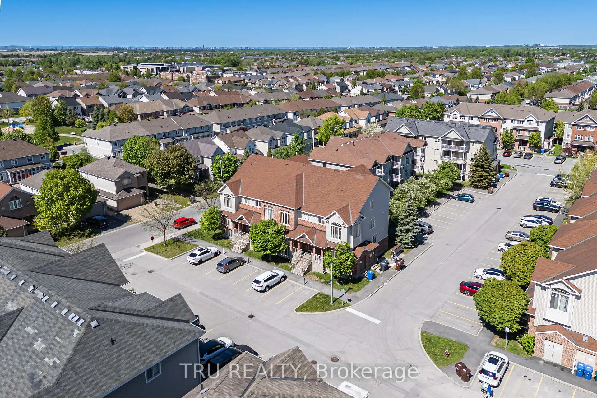 Photo 40 of Unit 10, 272 Keltie Private, Ottawa, Barrhaven - Longfields — HOMEH