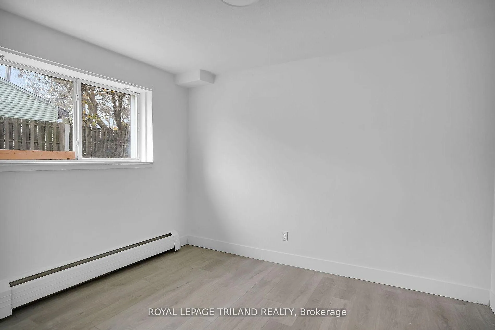 Front of Unit 11, 852 Trafalgar Street