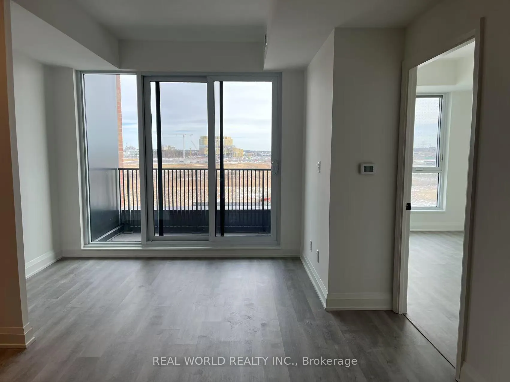 Photo 3 of Unit 412, 38 Andre de Grasse Street, Markham, Unionville — HOMEH