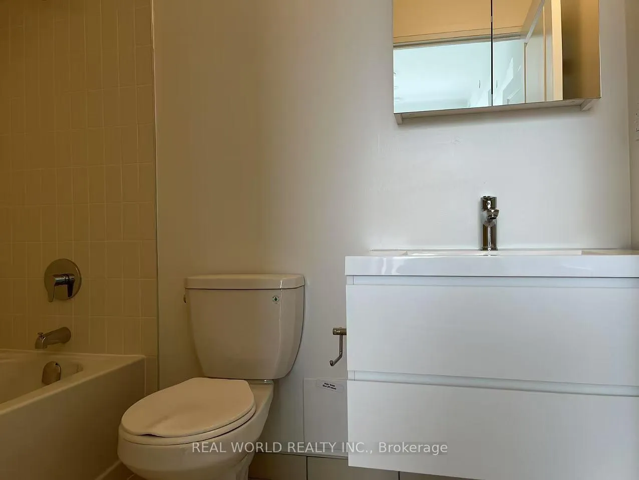 Photo 5 of Unit 412, 38 Andre de Grasse Street, Markham, Unionville — HOMEH